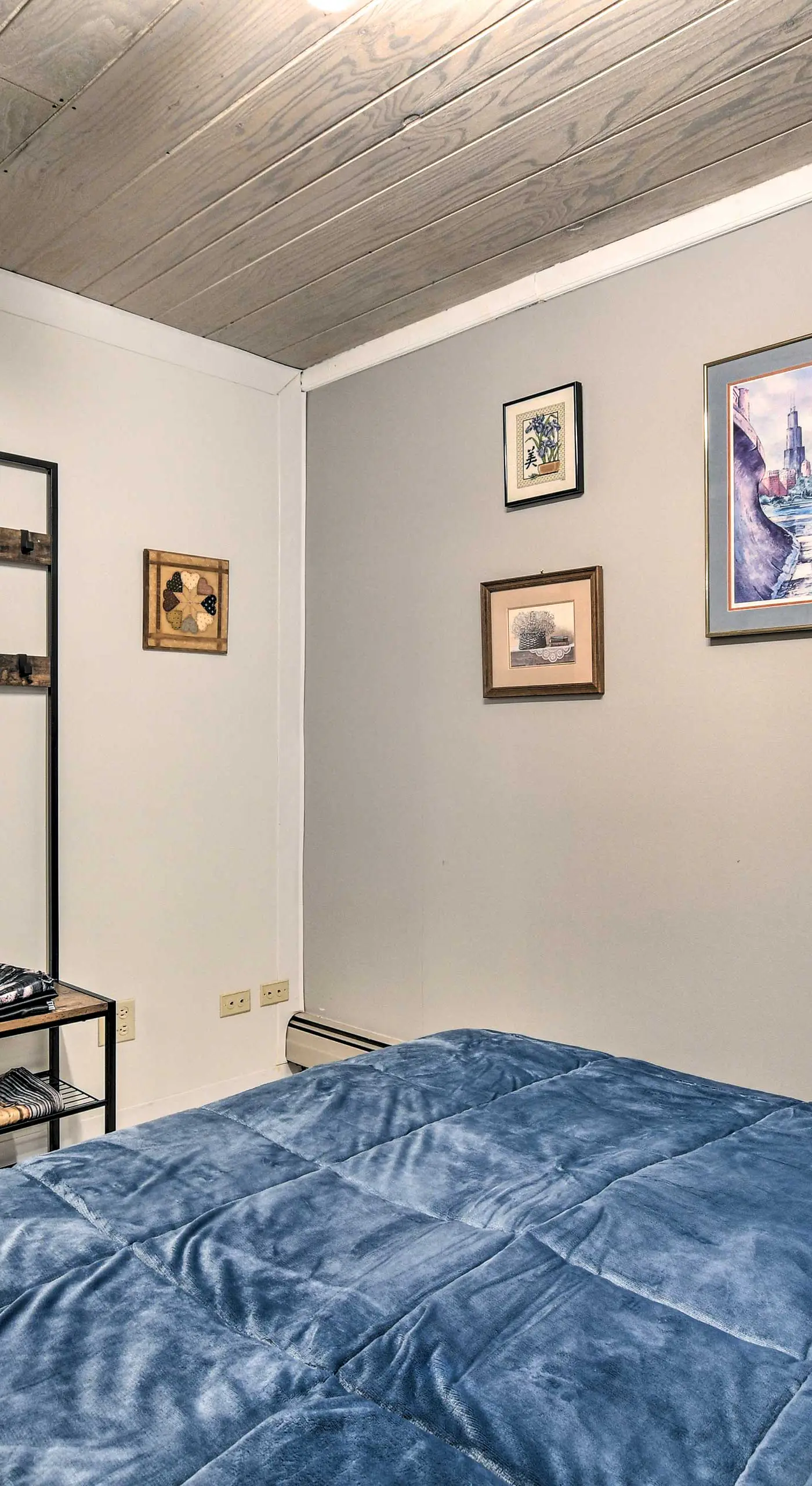 Pet-Friendly Bartlett Farmhouse w/ Deck!