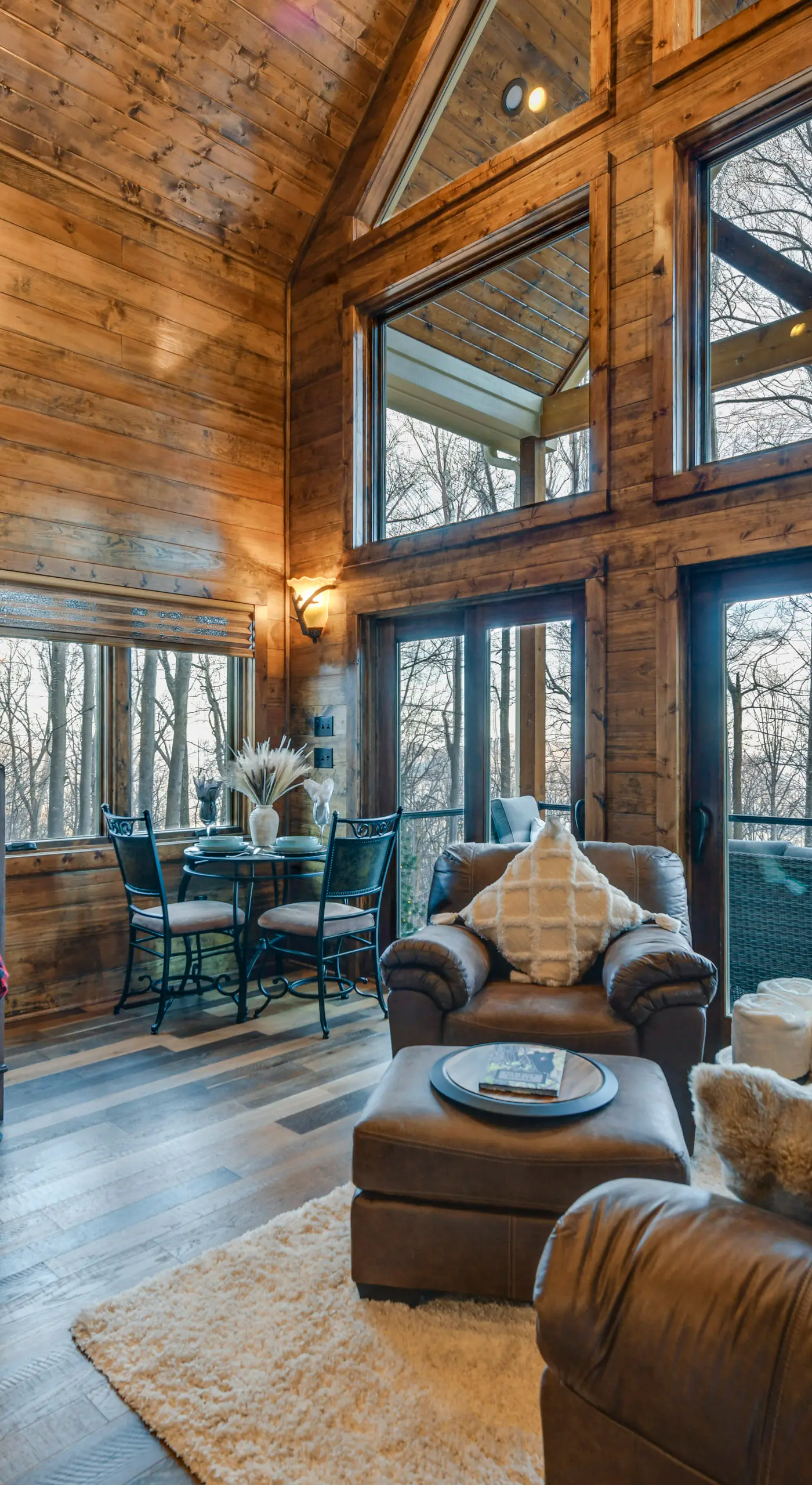 Couple's Getaway in Stoney Creek at Wintergreen!
