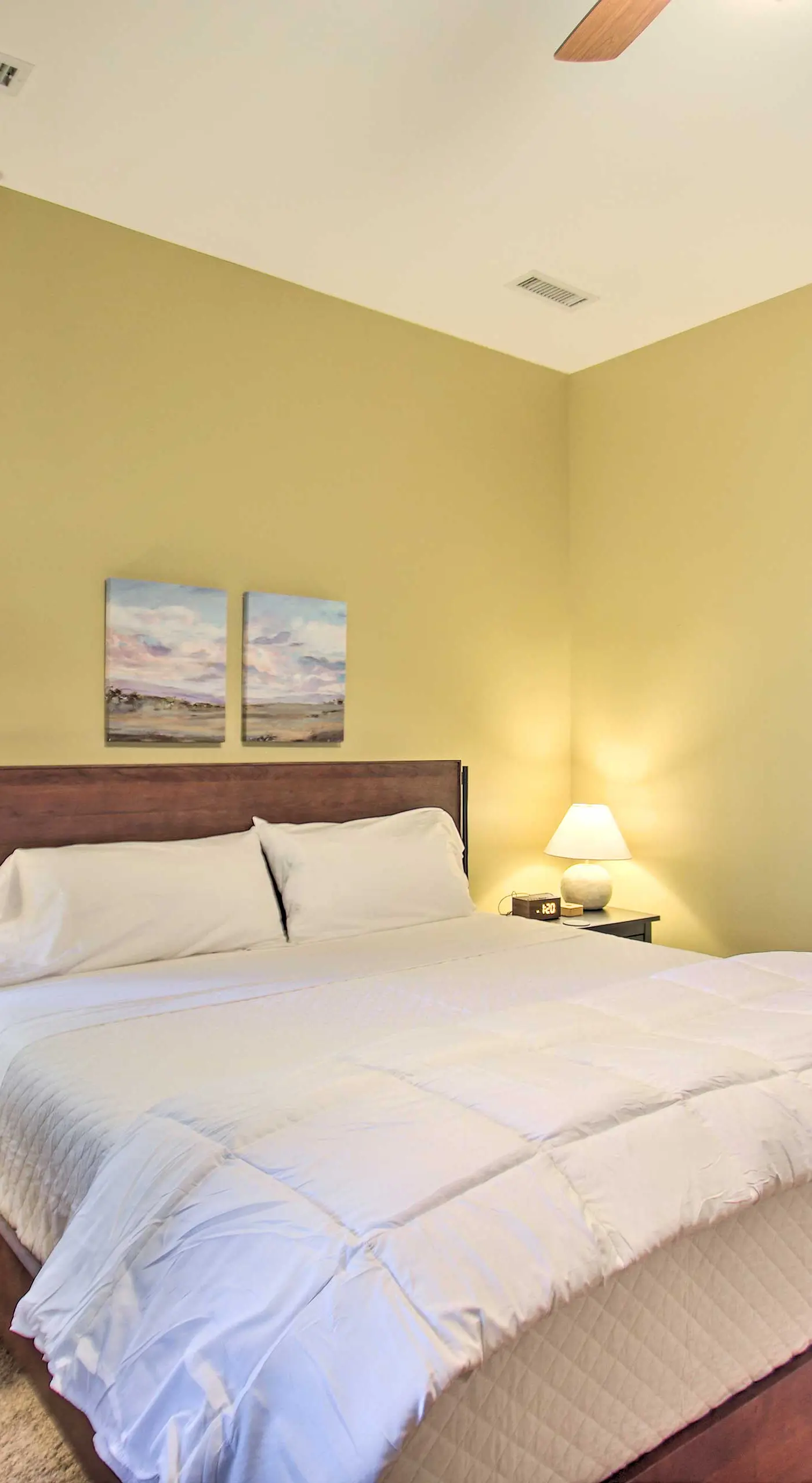 Luxe Wintergreen Resort Escape w/ Hot Tub!