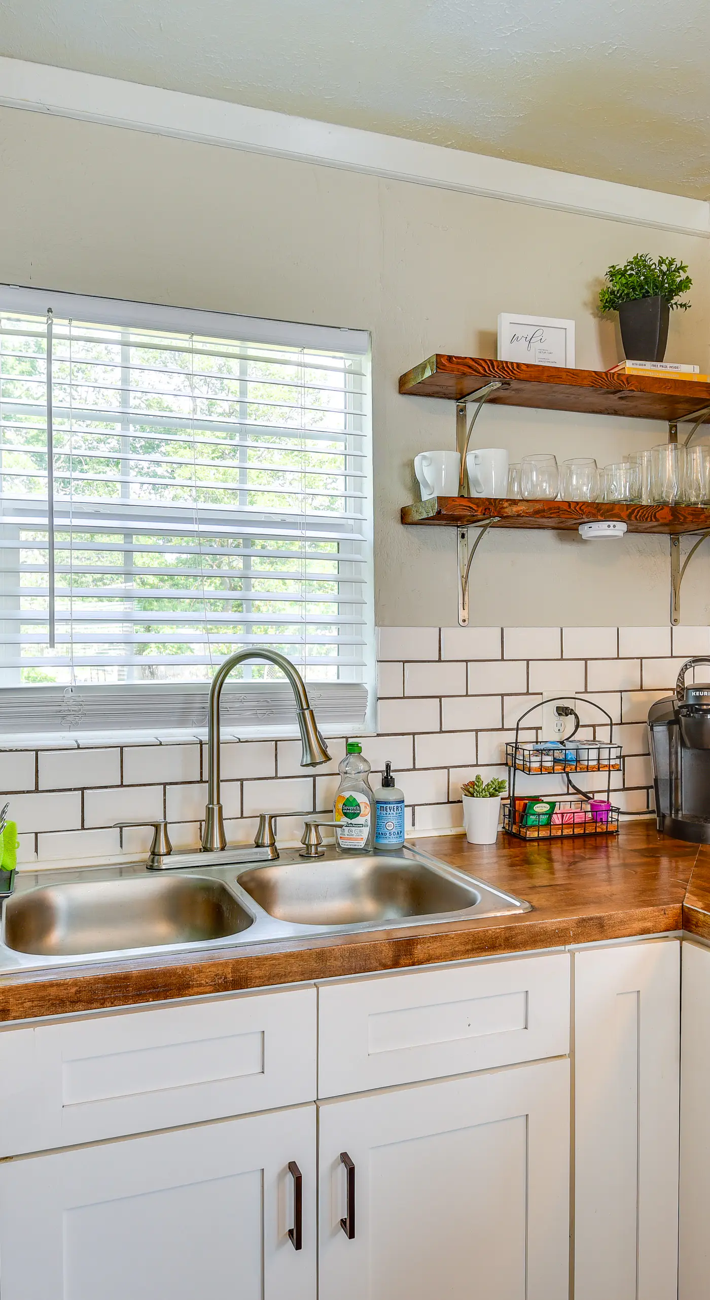 5 Mi to Dtwn Tulsa: Pet-Friendly Home!
