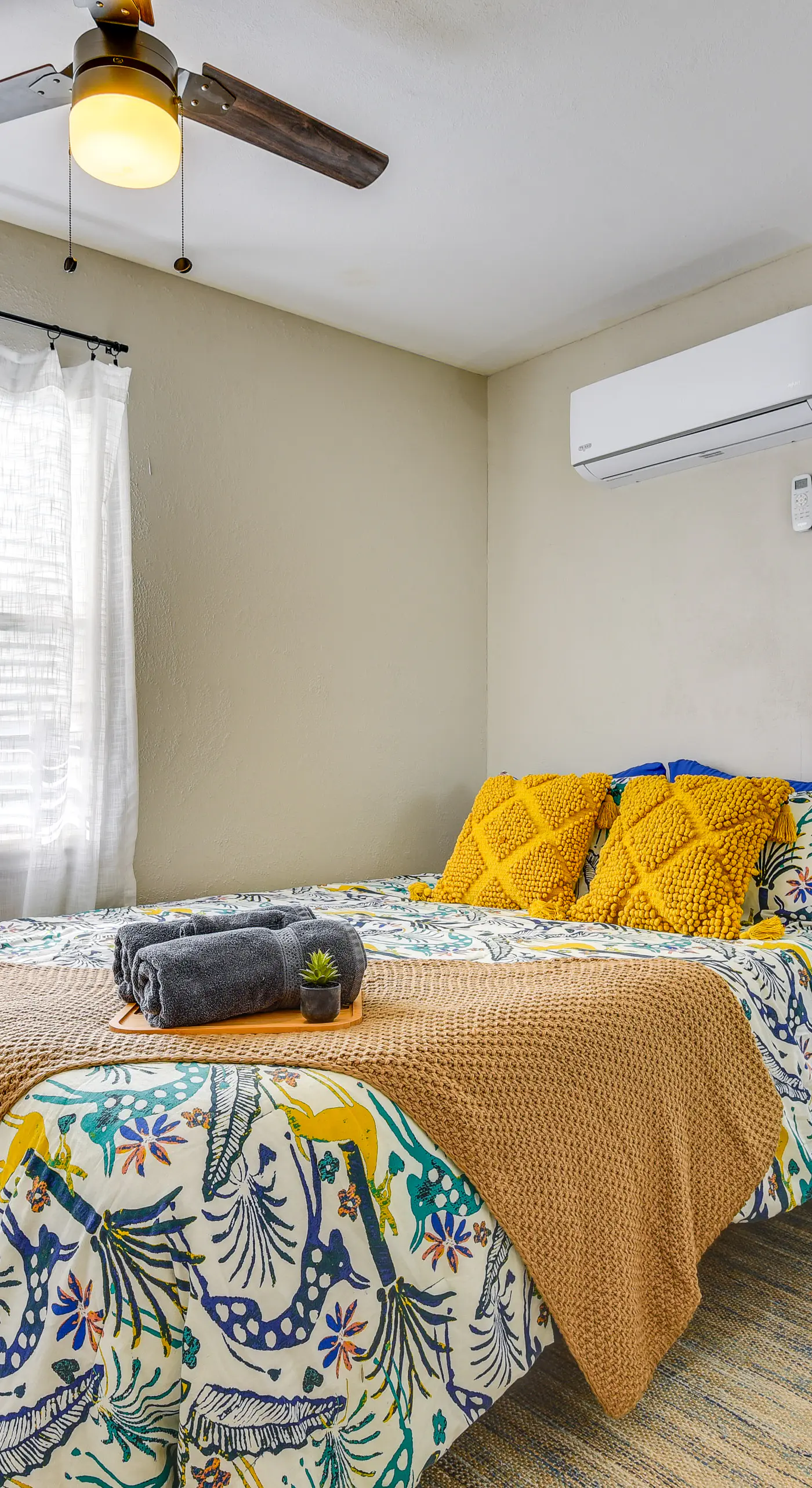 5 Mi to Dtwn Tulsa: Pet-Friendly Home!