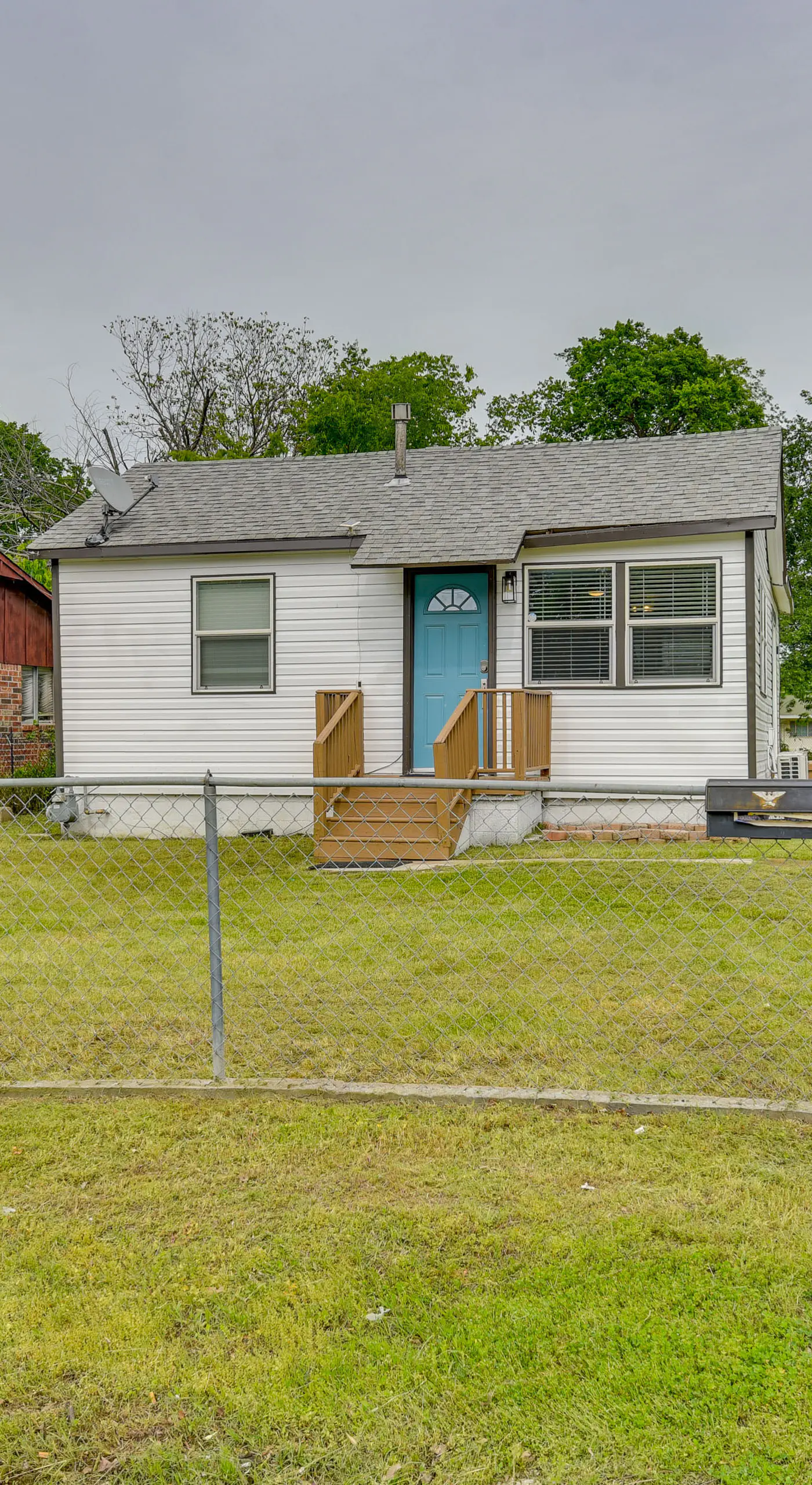 5 Mi to Dtwn Tulsa: Pet-Friendly Home!