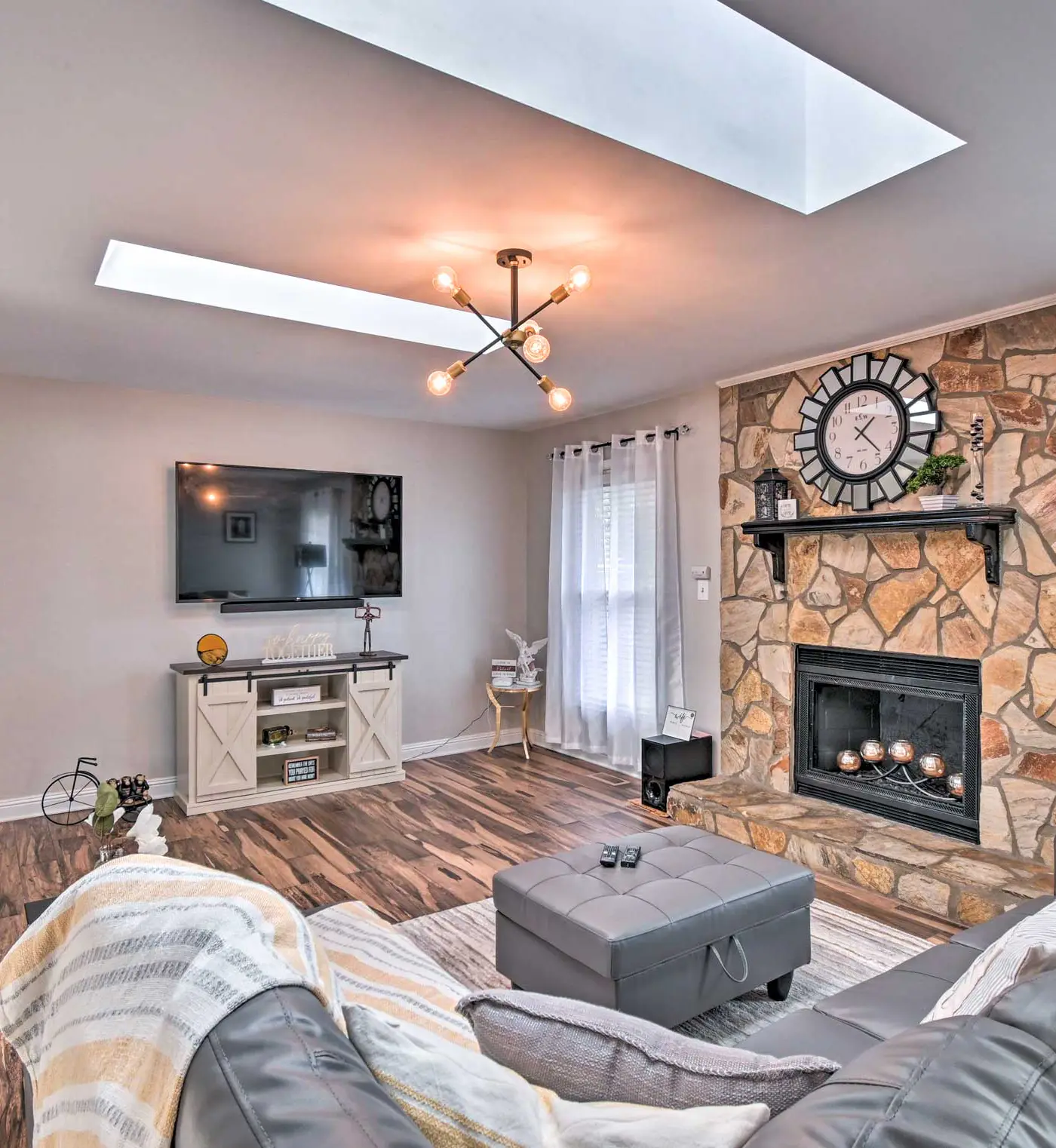 Fayetteville Vacation Rental w/ Sunroom & Yard!