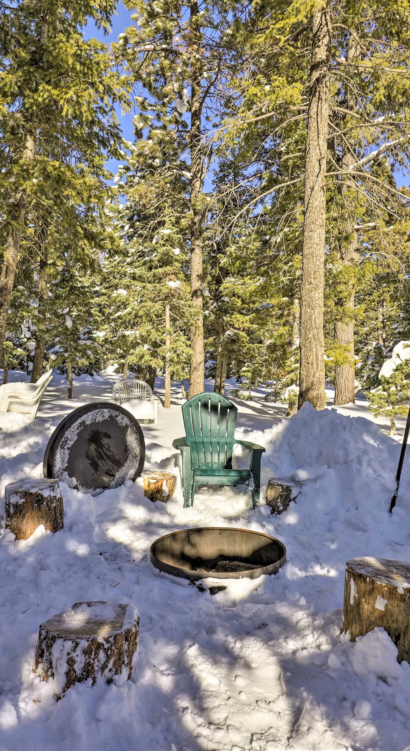 Rustic Duck Creek Village Cabin w/ Fire Pit!