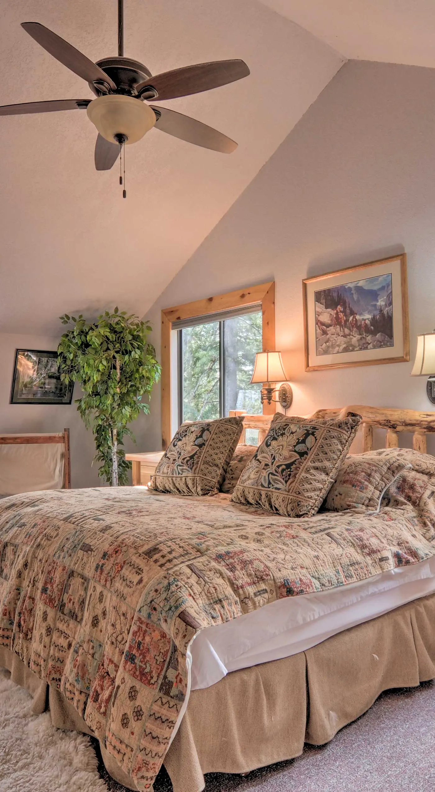 Duck Creek Village Cabin w/ Deck on Half Acre