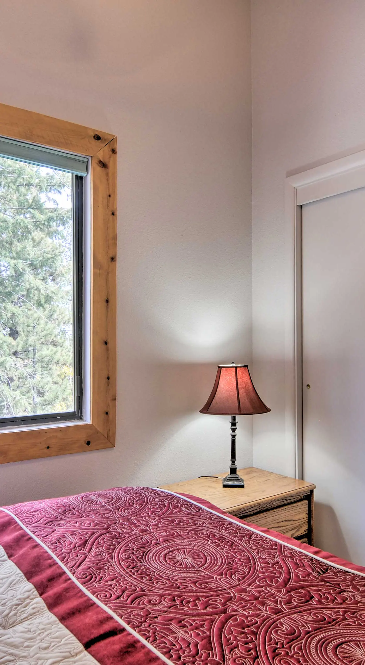 Duck Creek Village Cabin w/ Deck on Half Acre