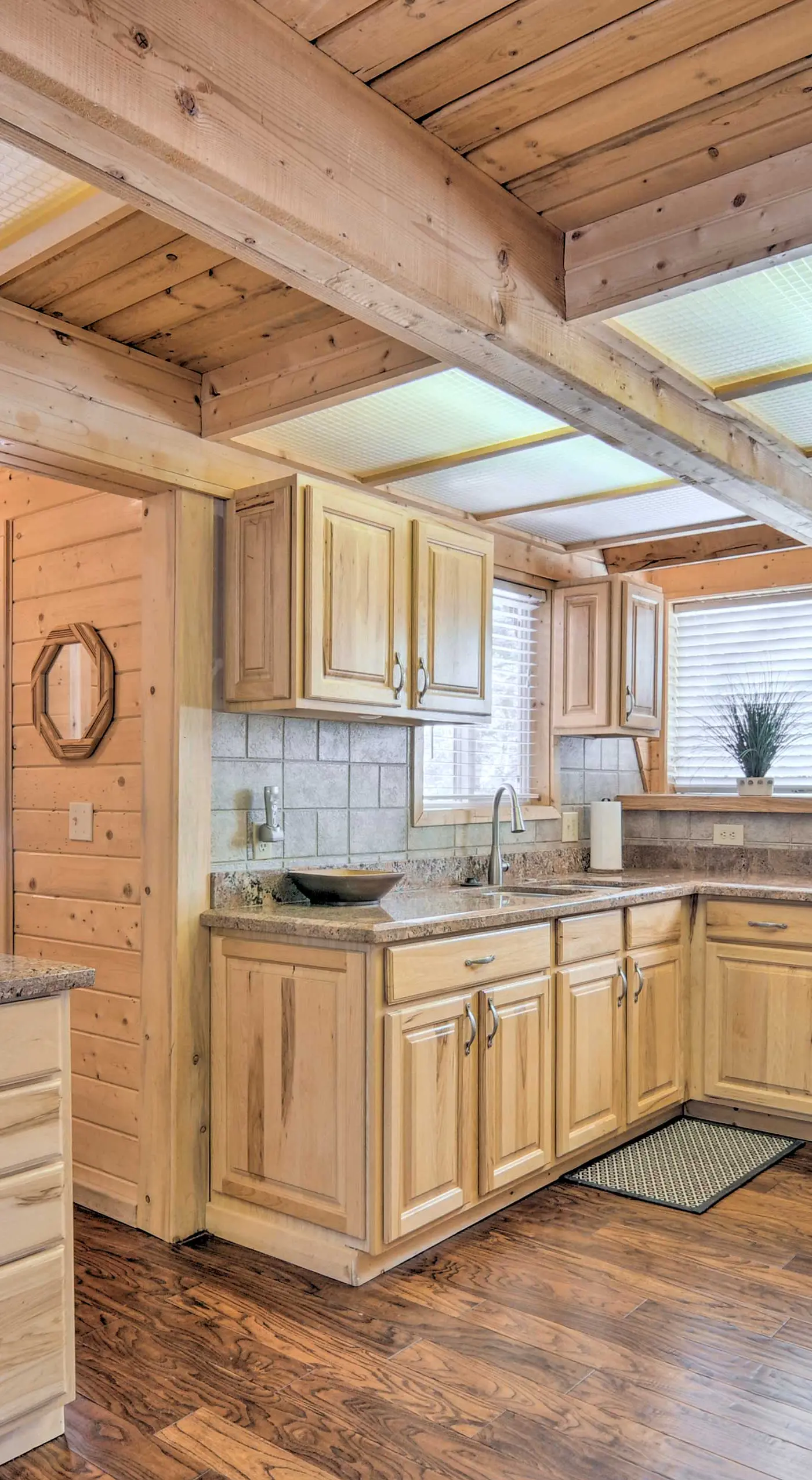 Spacious Duck Creek Village Cabin w/ Hot Tub!