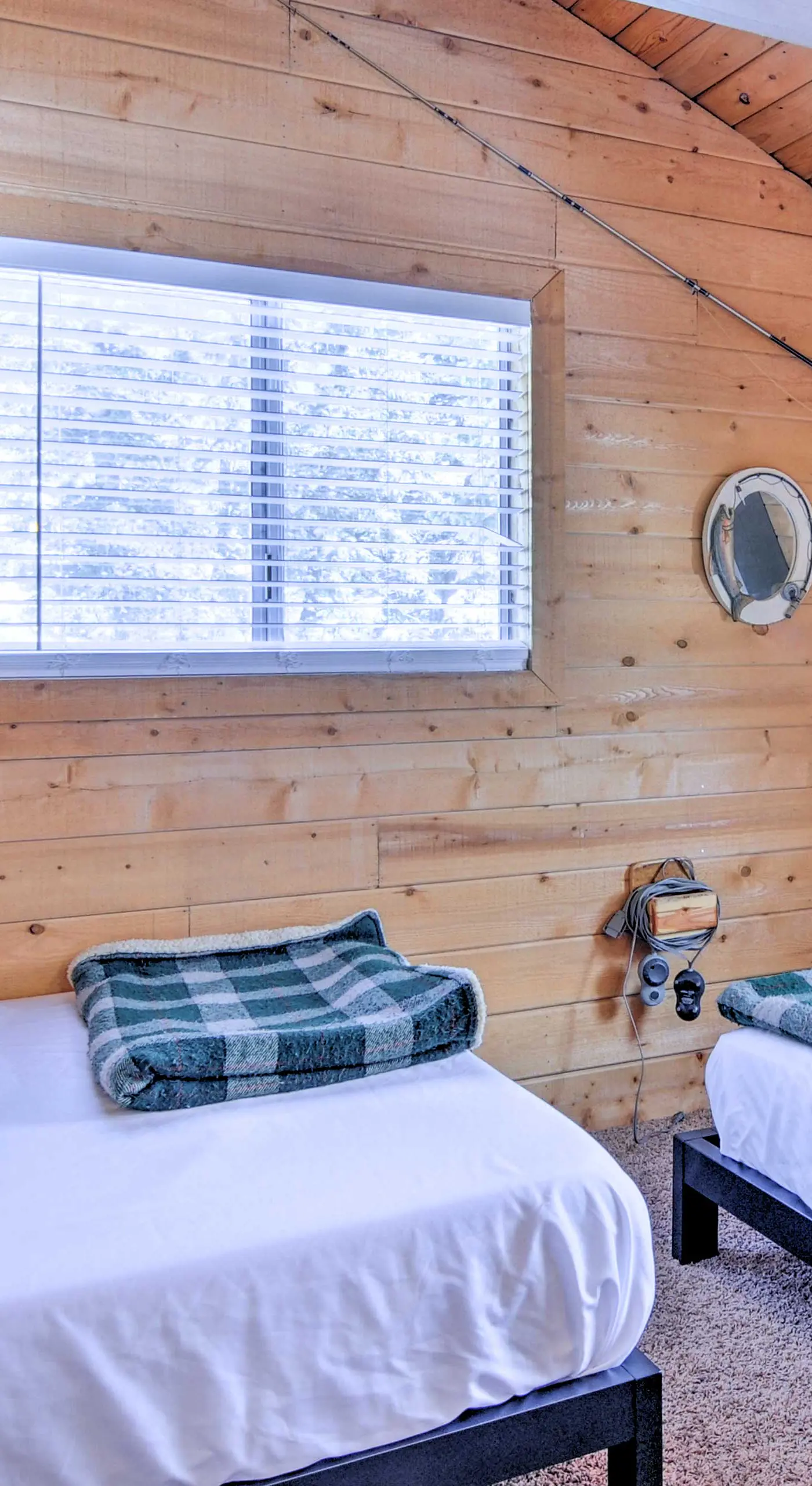 Spacious Duck Creek Village Cabin w/ Hot Tub!