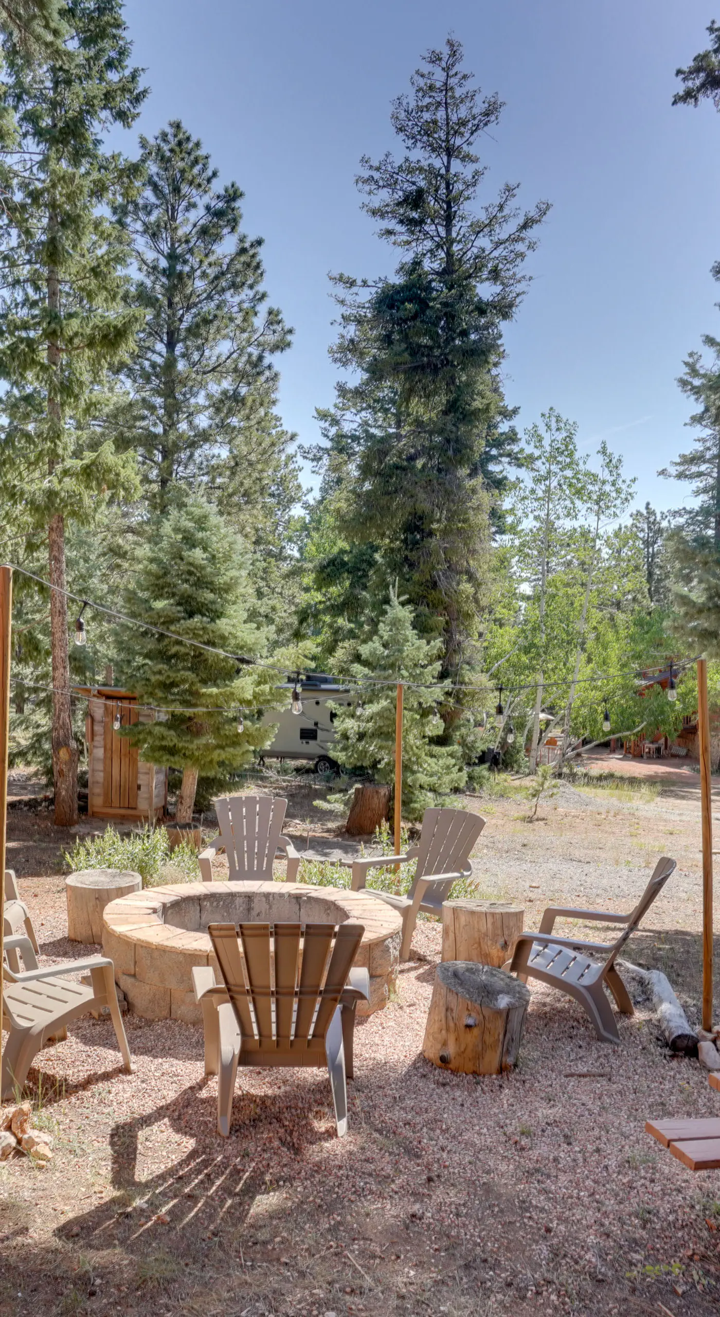 Spacious Duck Creek Village Cabin w/ Hot Tub!