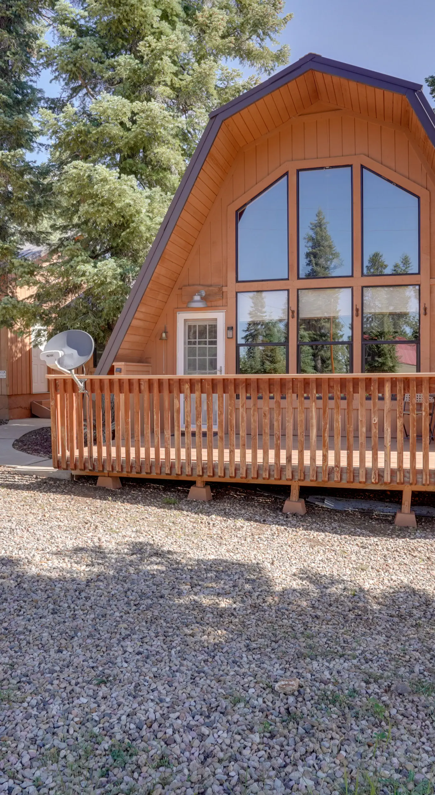Spacious Duck Creek Village Cabin w/ Hot Tub!