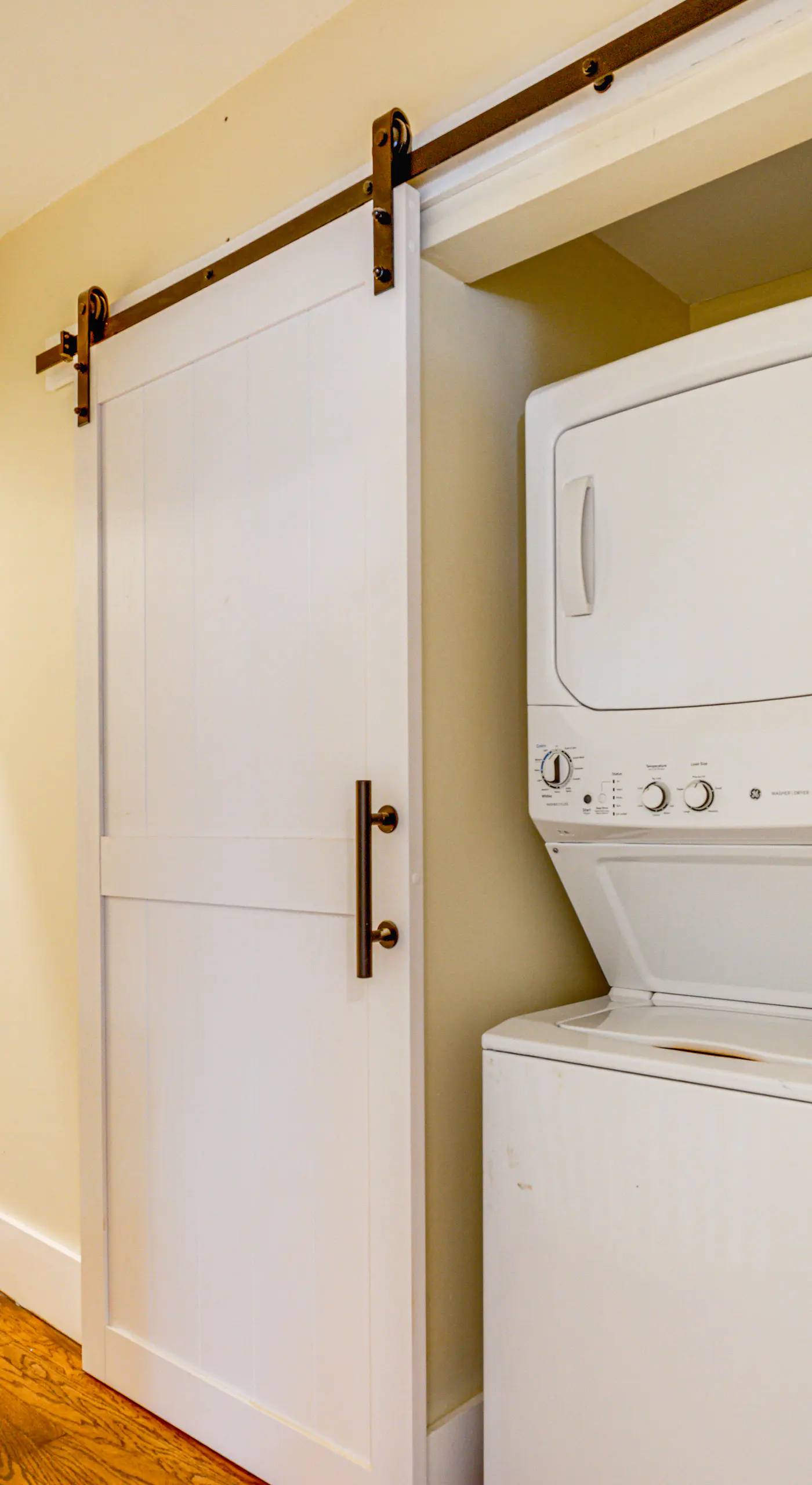 5 Mi to Dtwn Detroit: Pet-Friendly ‘Edison Home’