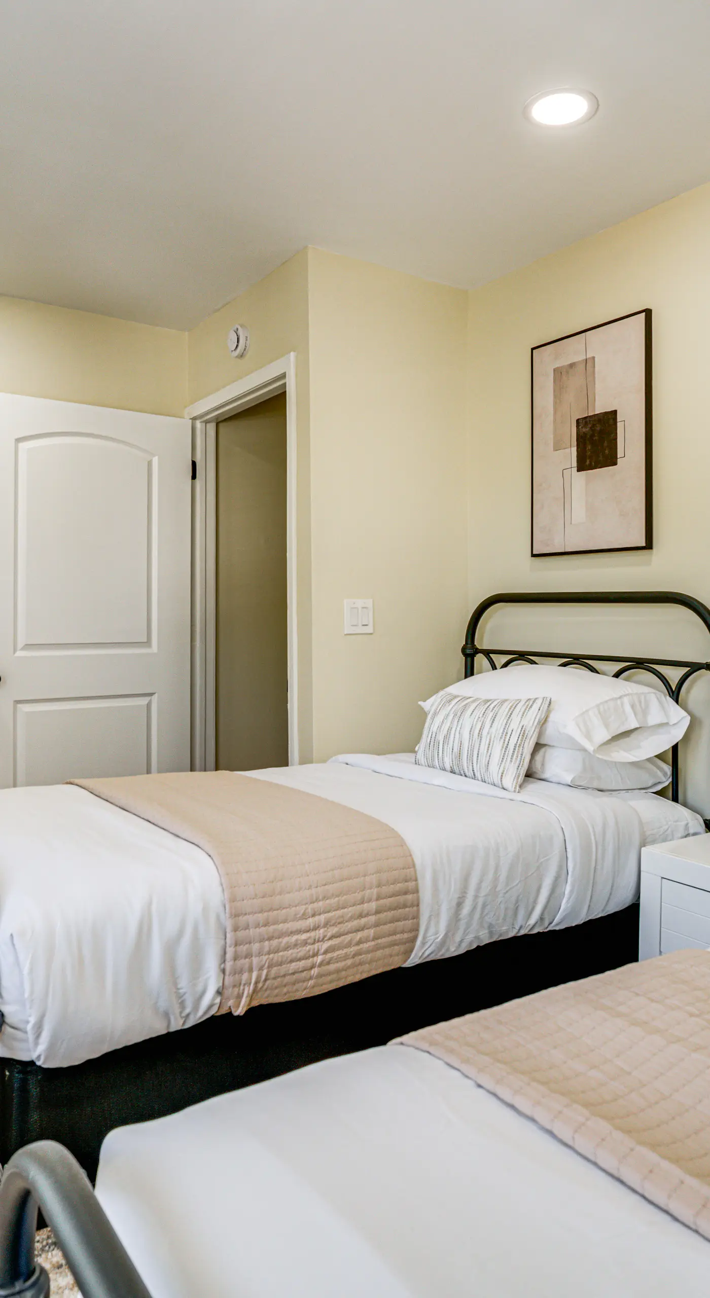 5 Mi to Dtwn Detroit: Pet-Friendly ‘Edison Home’