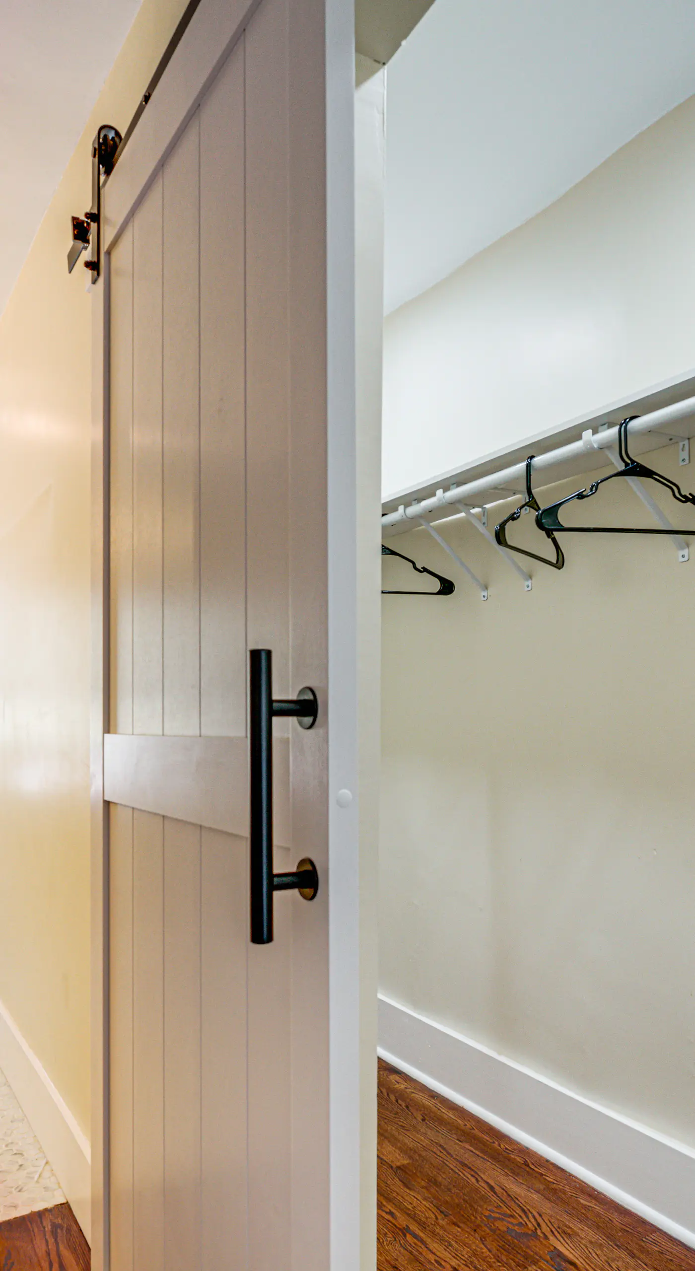 5 Mi to Dtwn Detroit: Pet-Friendly ‘Edison Home’