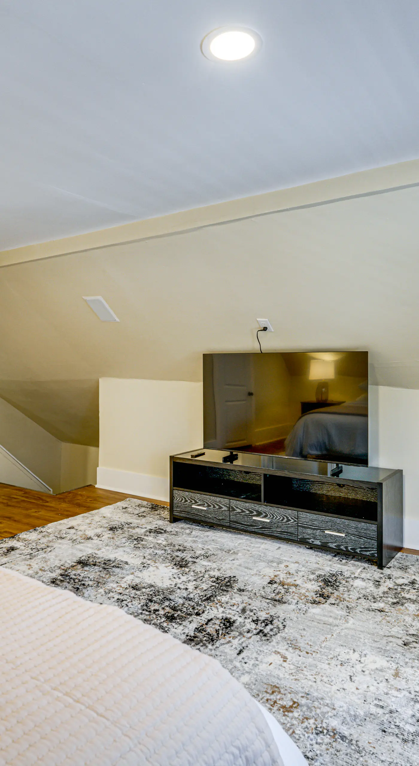 5 Mi to Dtwn Detroit: Pet-Friendly ‘Edison Home’