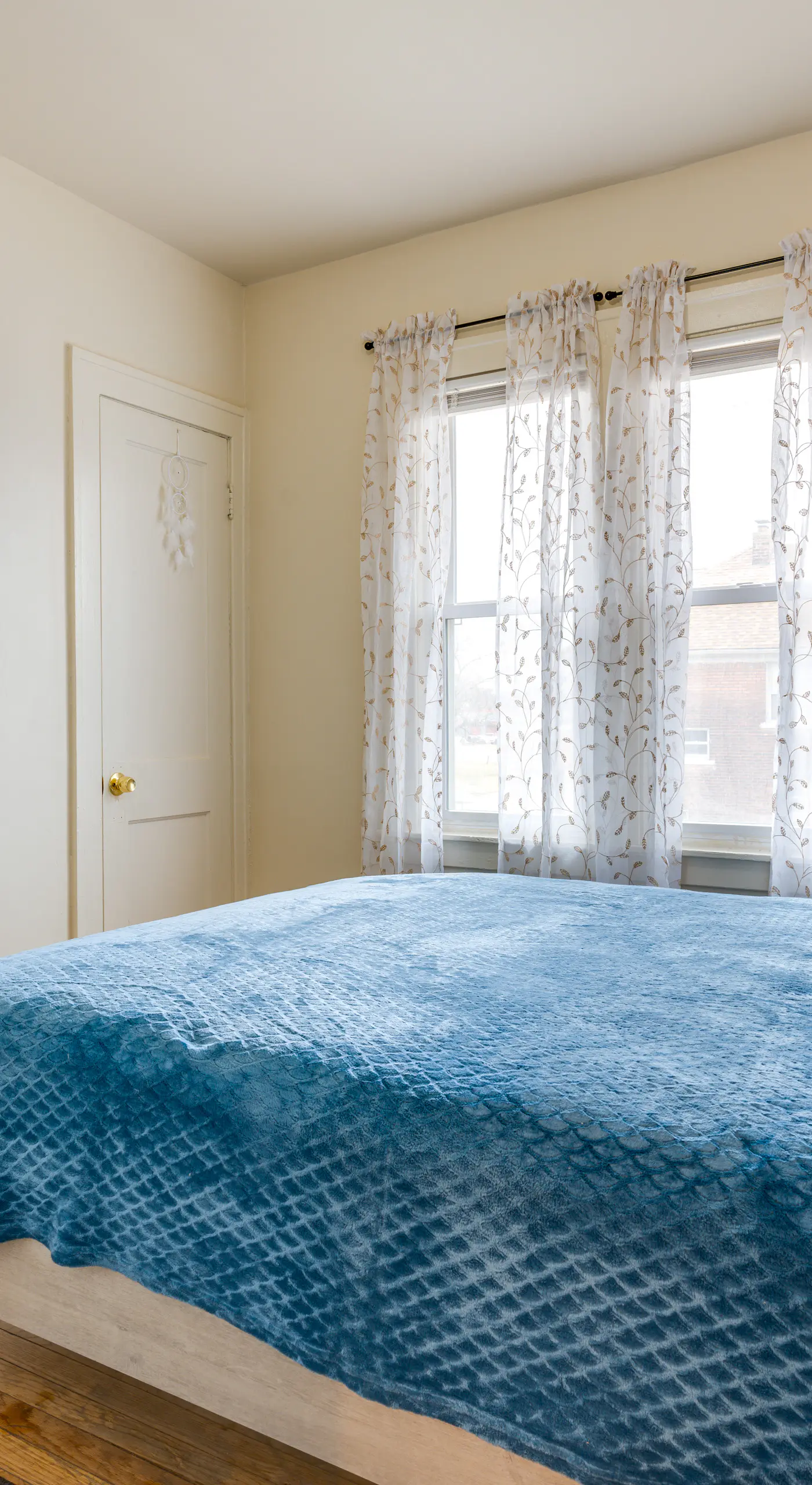 Motown Area Pet-Friendly Detroit Getaway