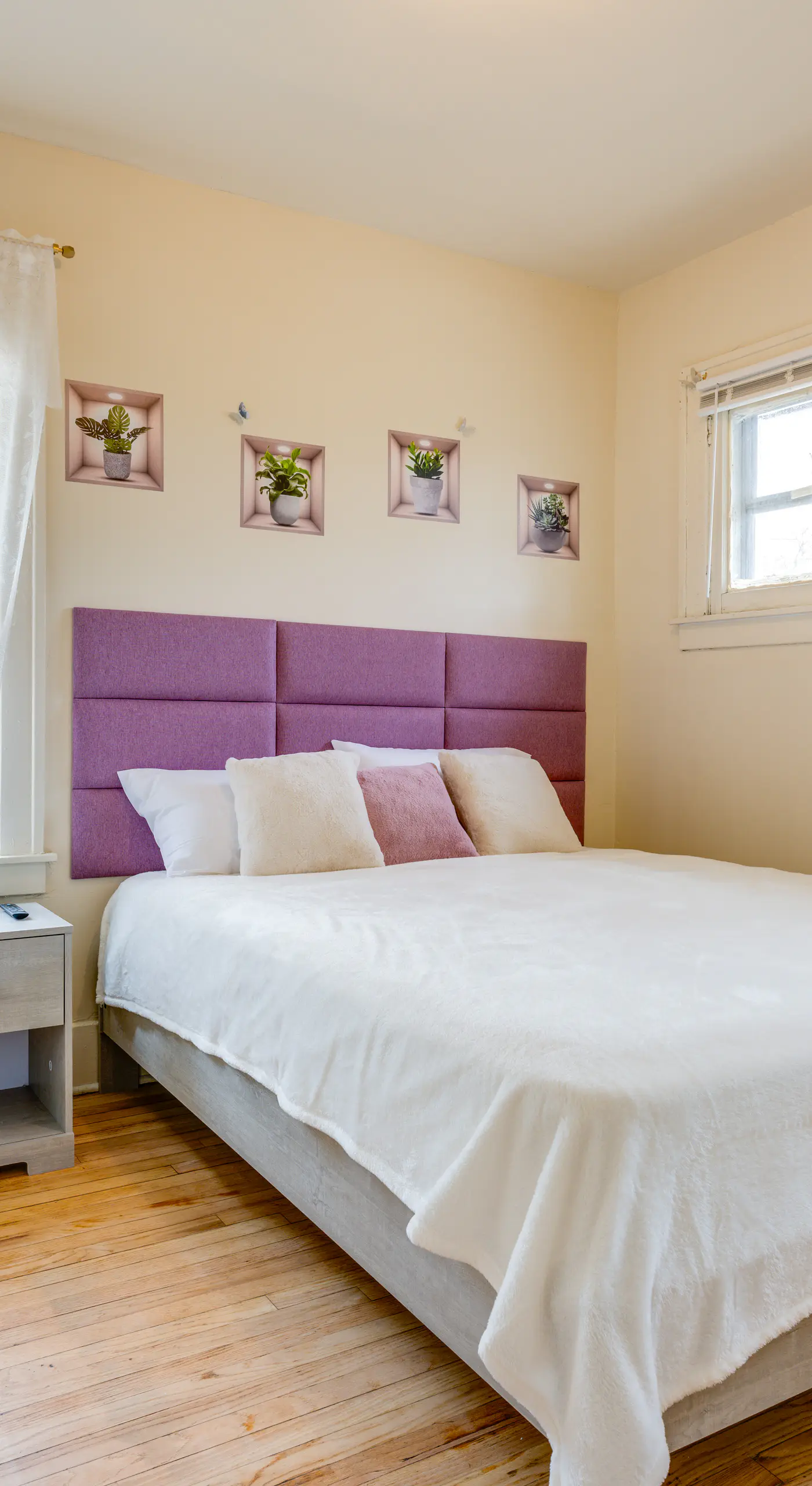 Motown Area Pet-Friendly Detroit Getaway
