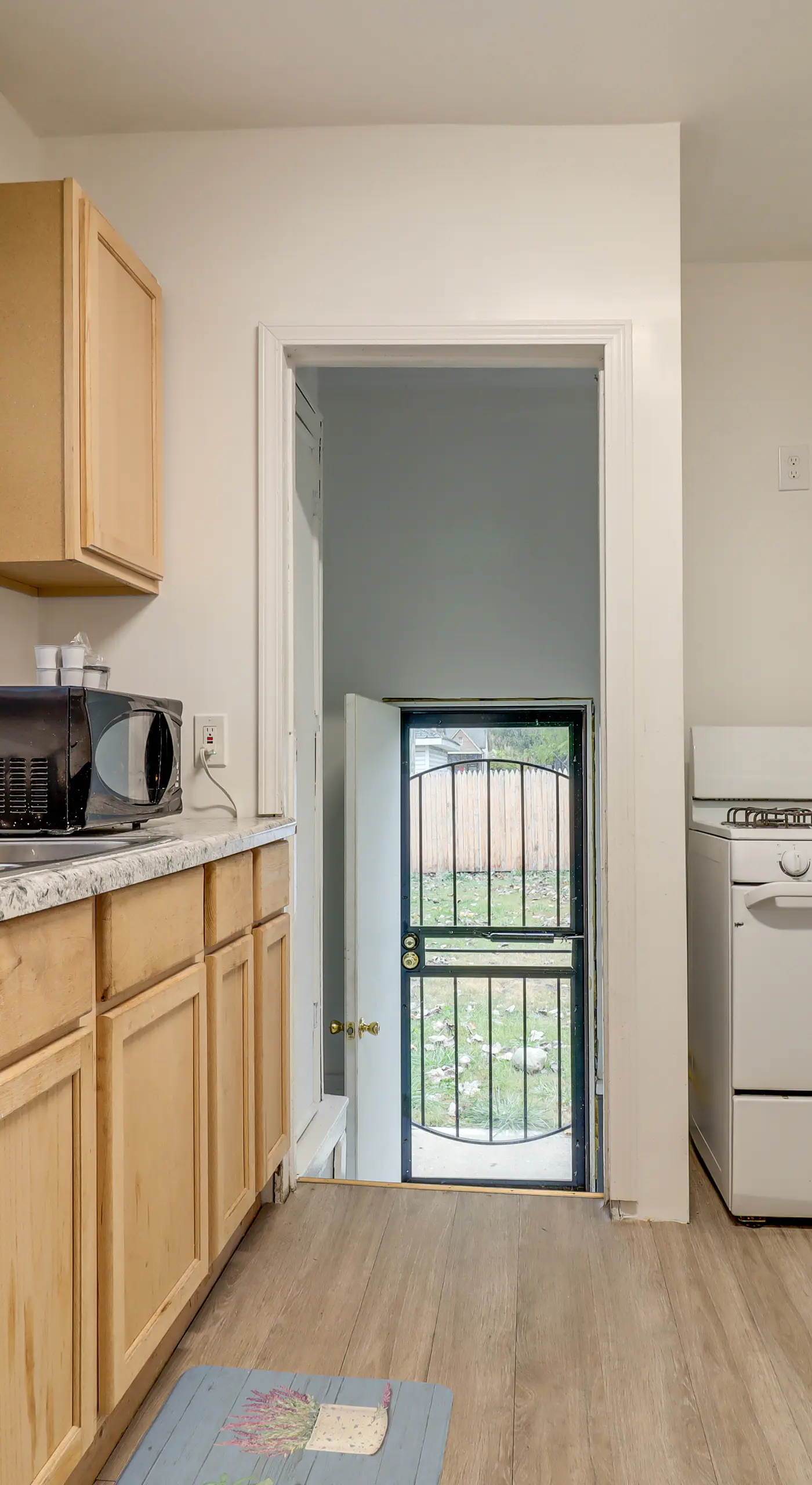 Easy Dtwn Detroit Access: Pet-Friendly Family Home
