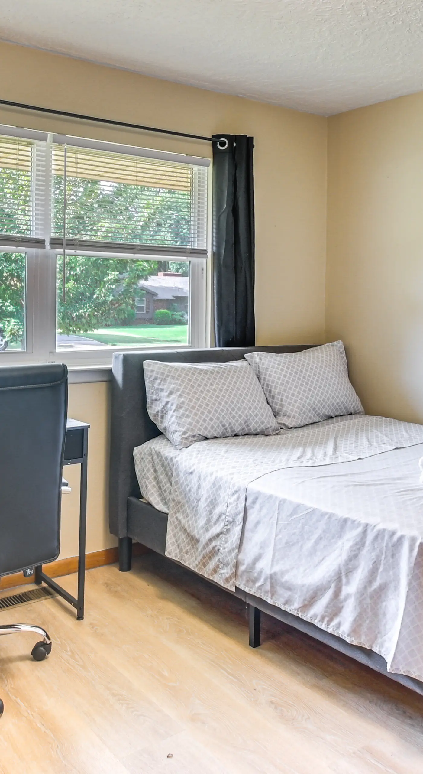 3 Mi to OU Campus: Norman Home w/ Sleek Interior!