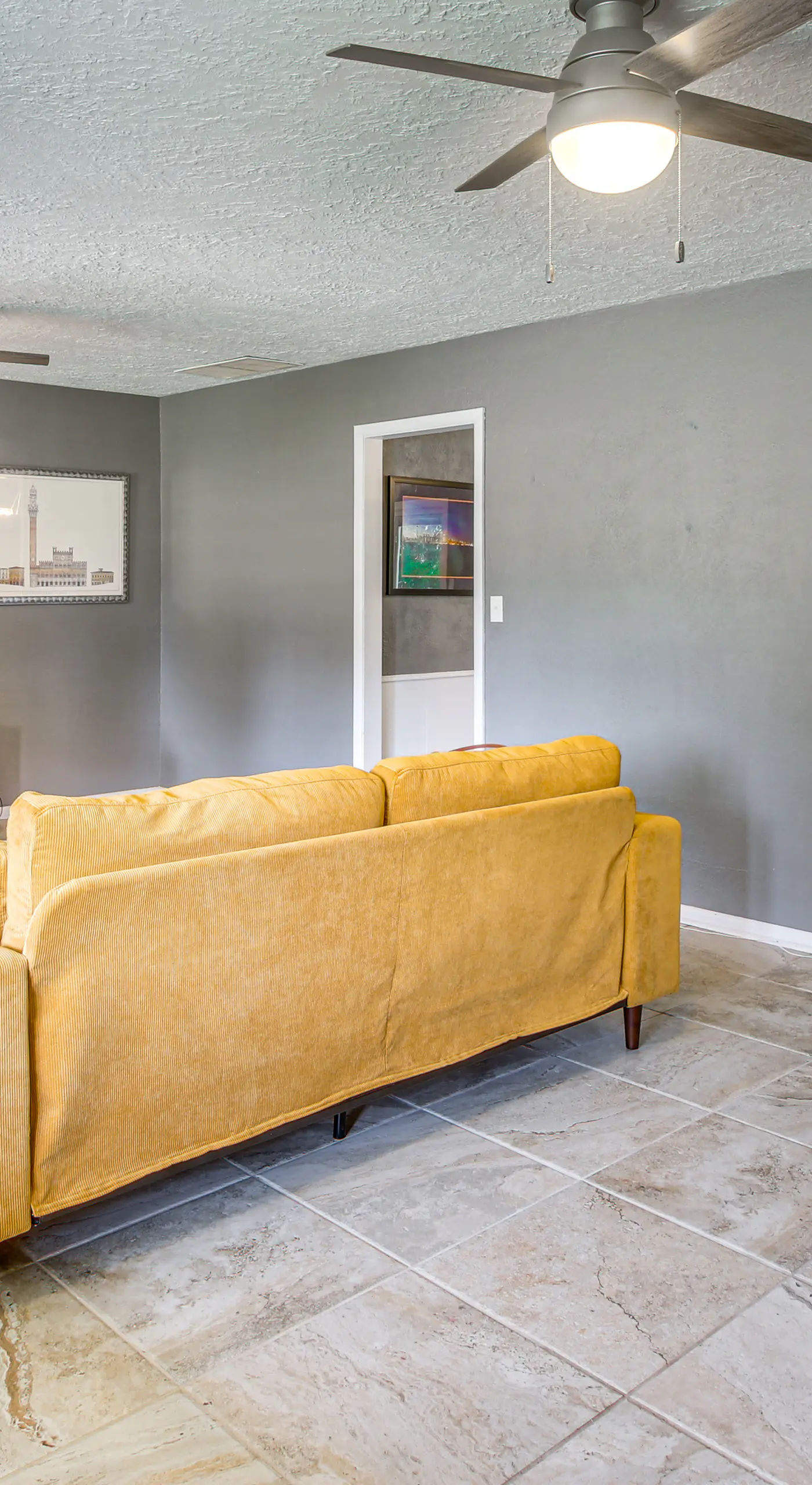 3 Mi to OU Campus: Norman Home w/ Sleek Interior!