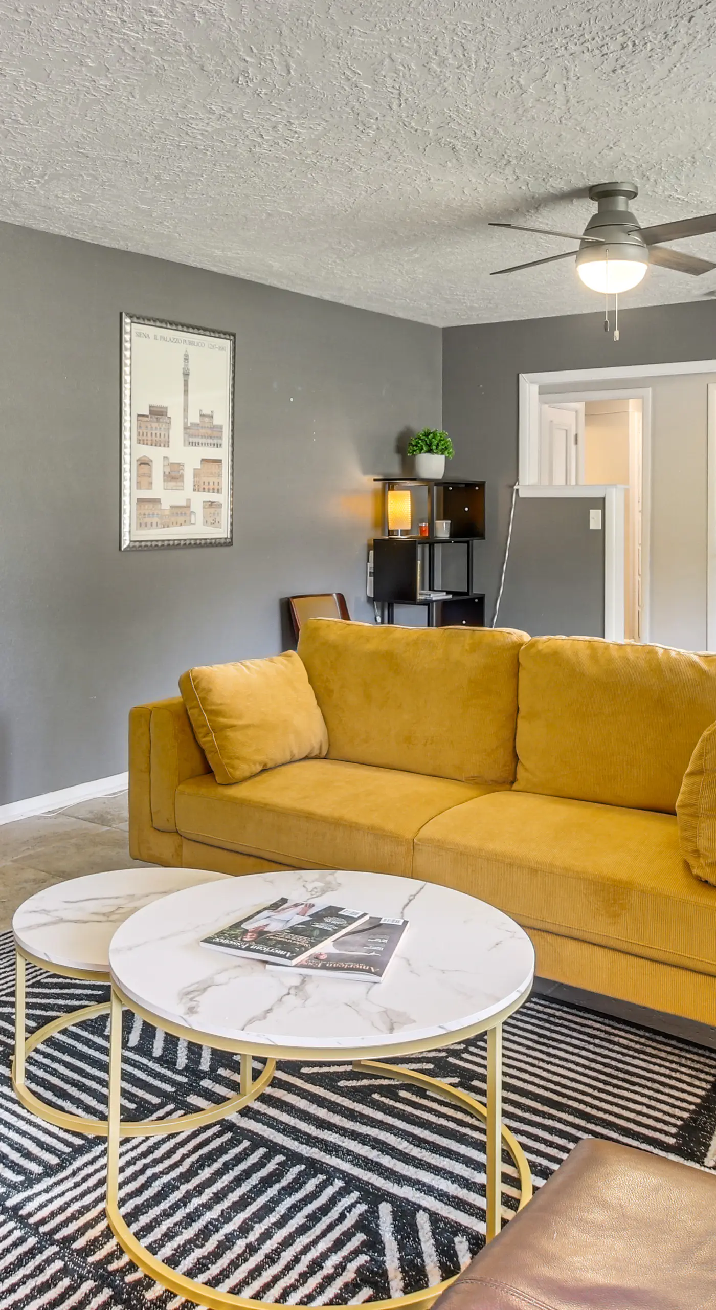 3 Mi to OU Campus: Norman Home w/ Sleek Interior!