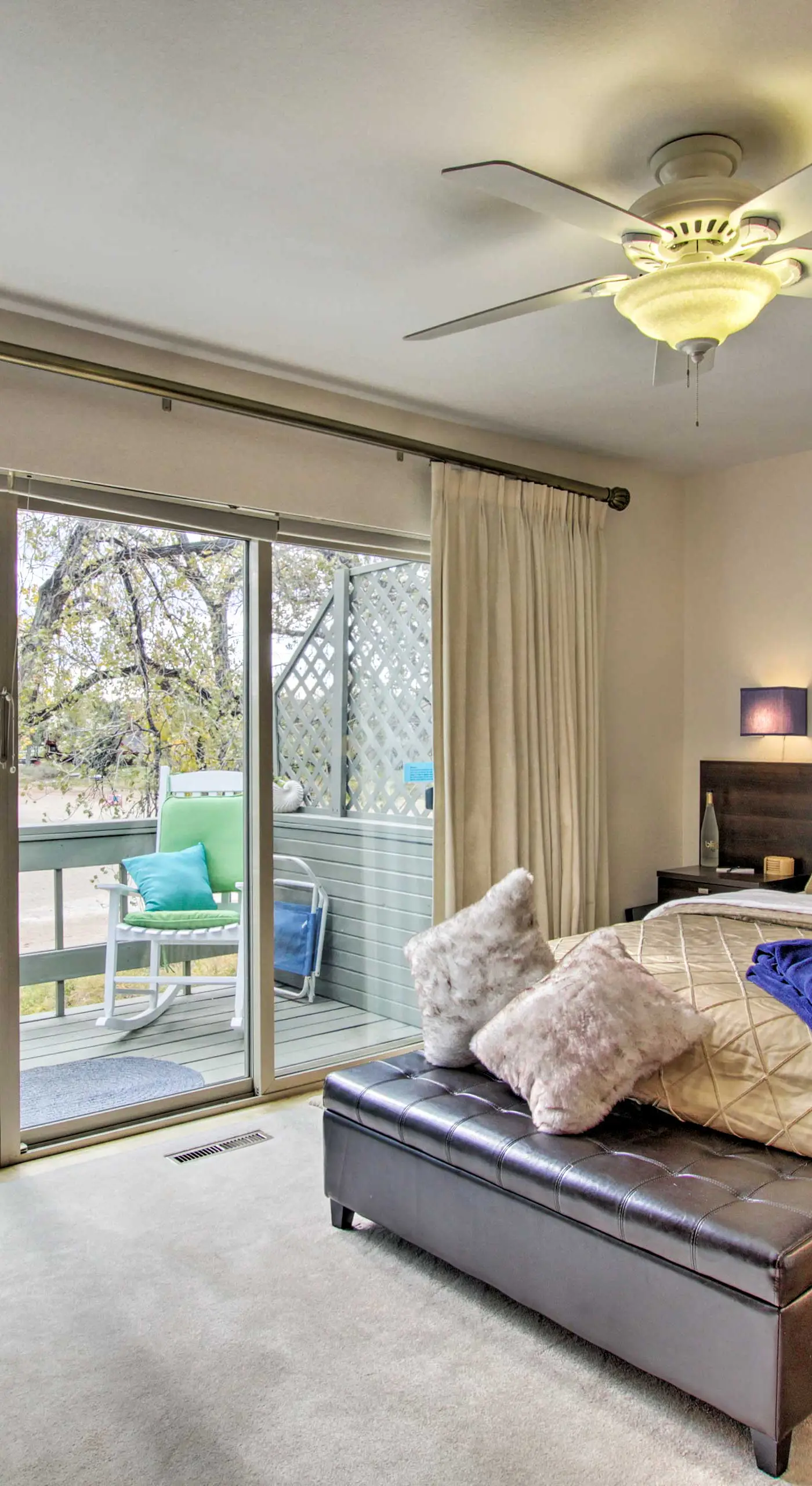 Lakefront Fort Collins Townhome, Only 3 Mi to CSU!