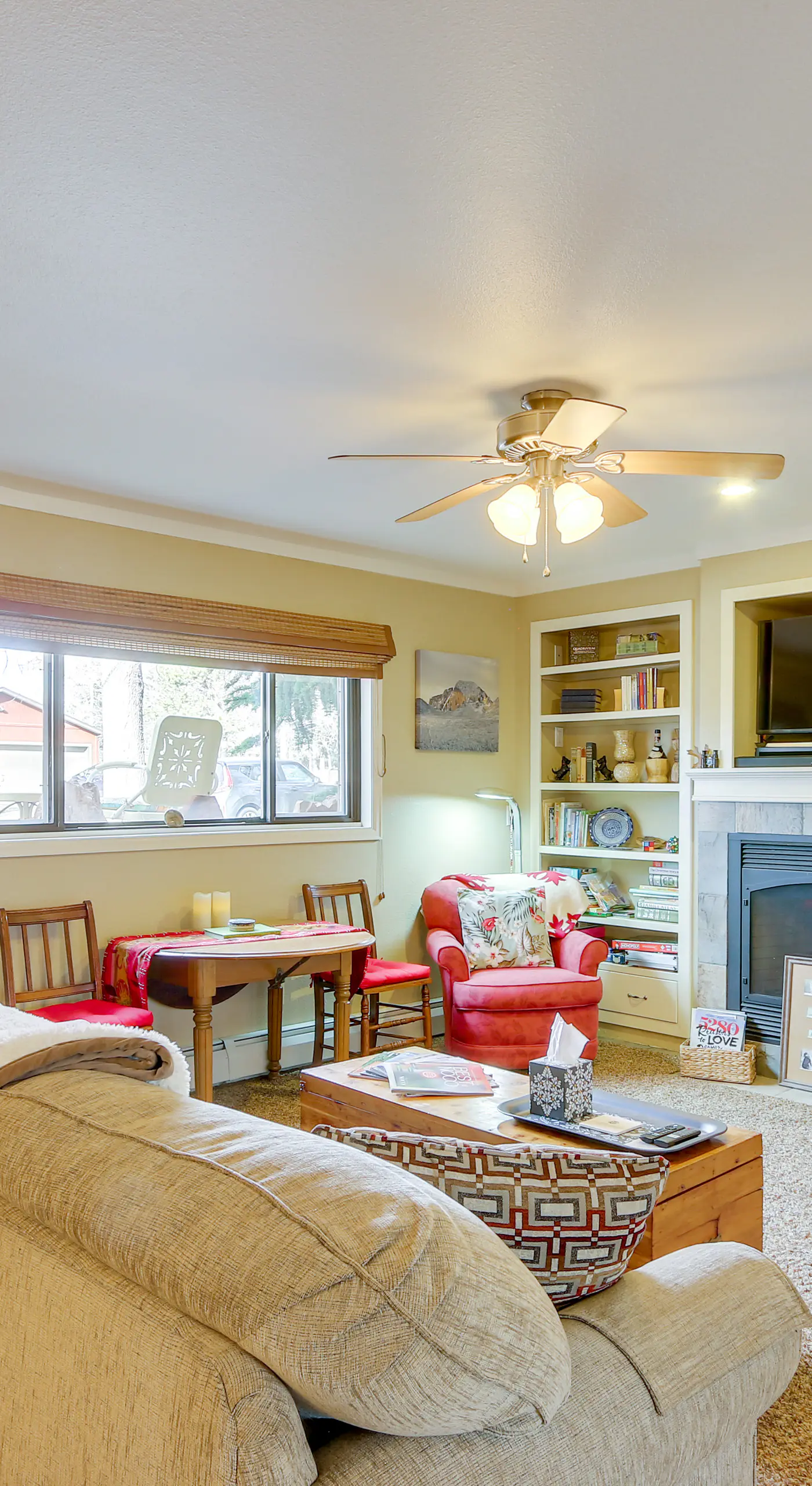 6 Mi to Dtwn Fort Collins: Cozy Apt w/ Shared Yard