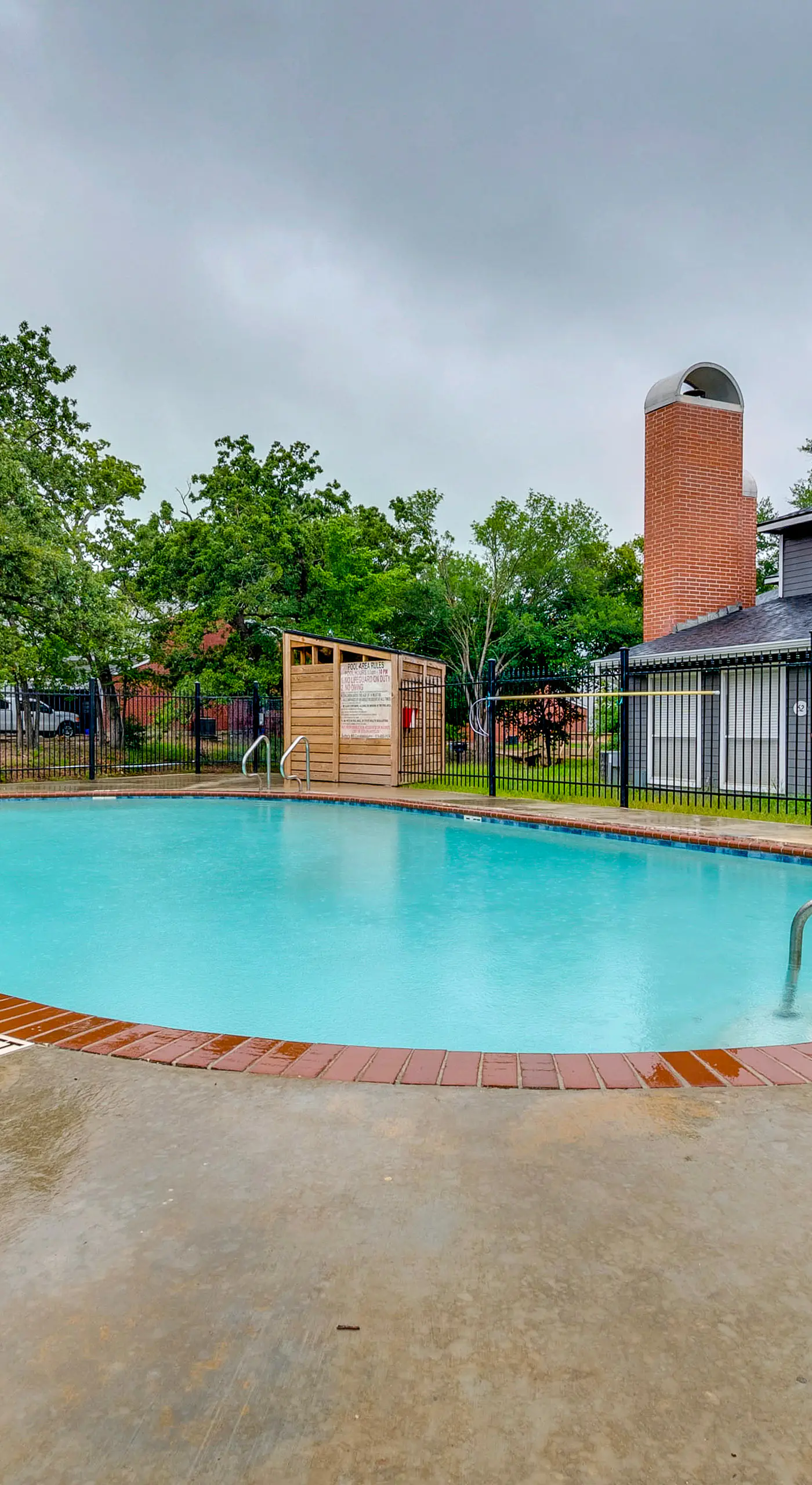 College Station Gem w/ Pool Access Near University