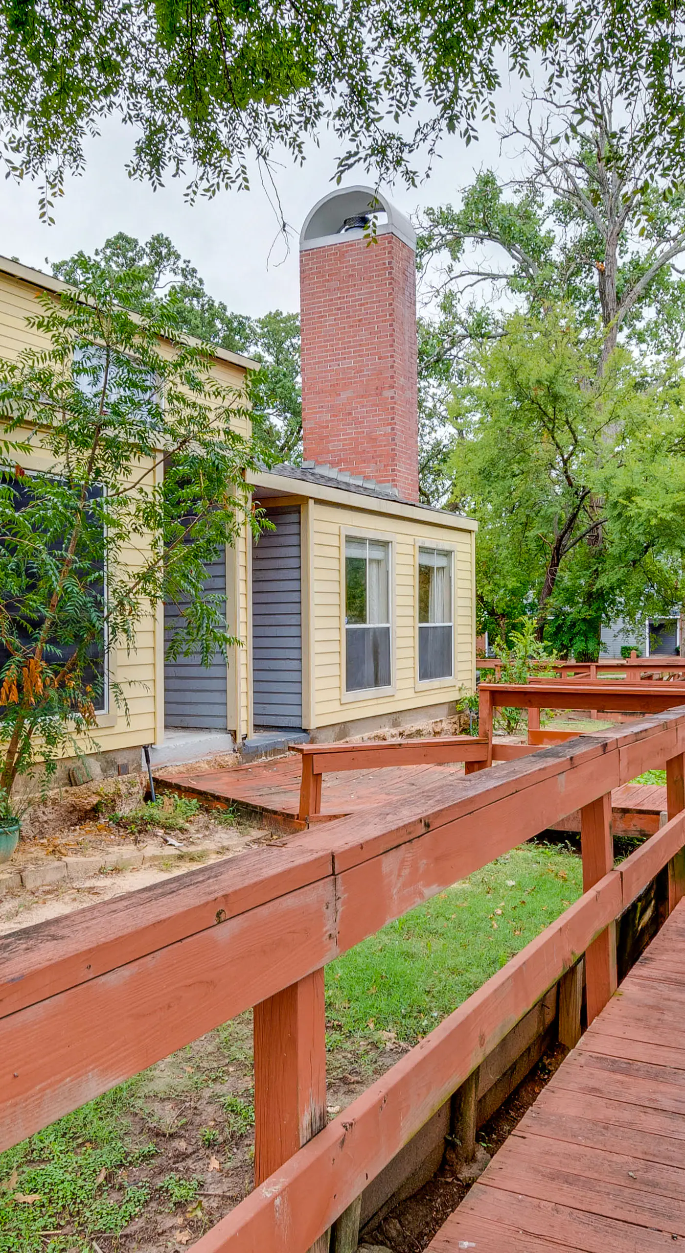 College Station Gem w/ Pool Access Near University
