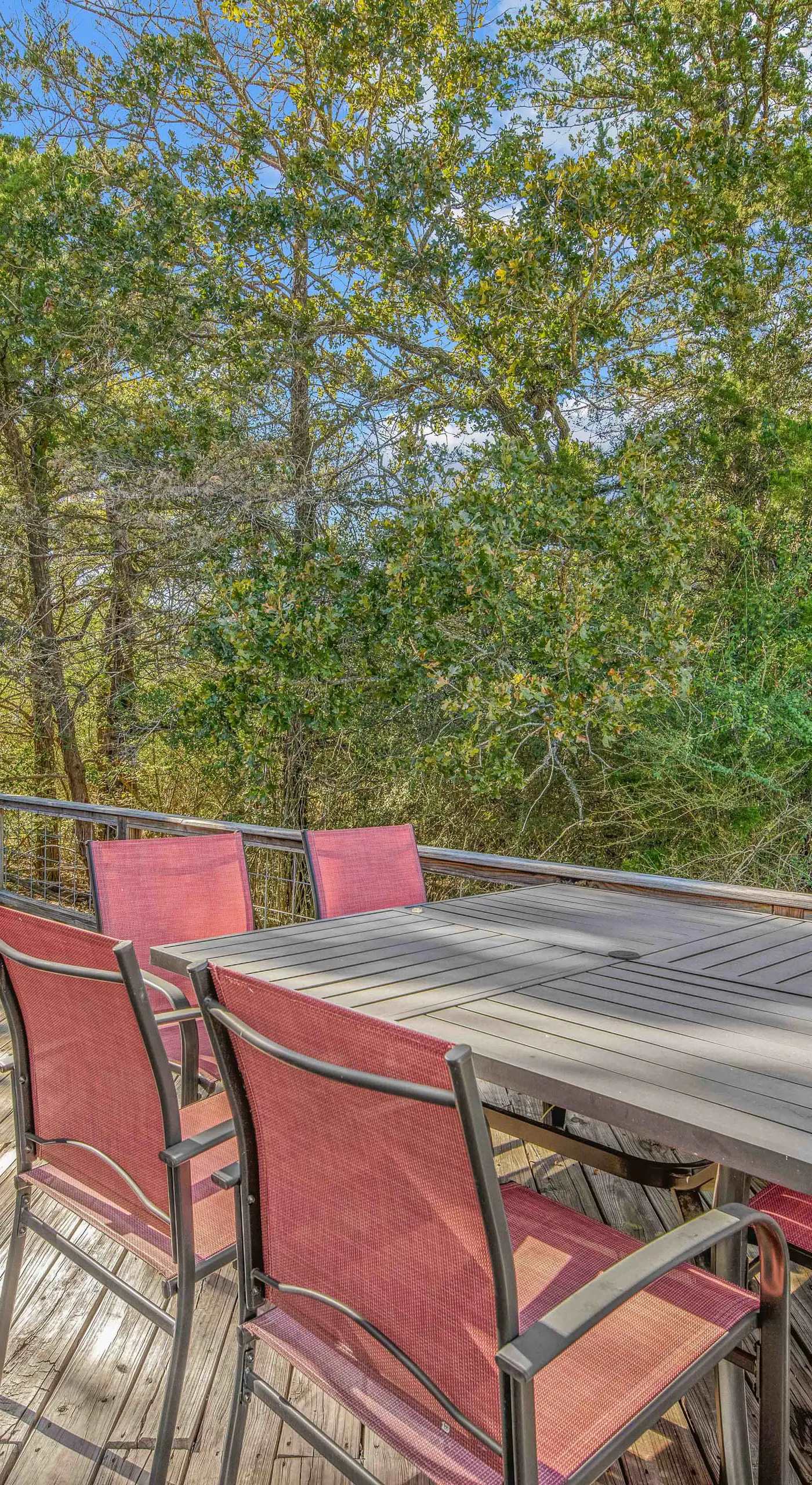 6 Mi to Kyle Field! Pet-Friendly Getaway w/ Yard