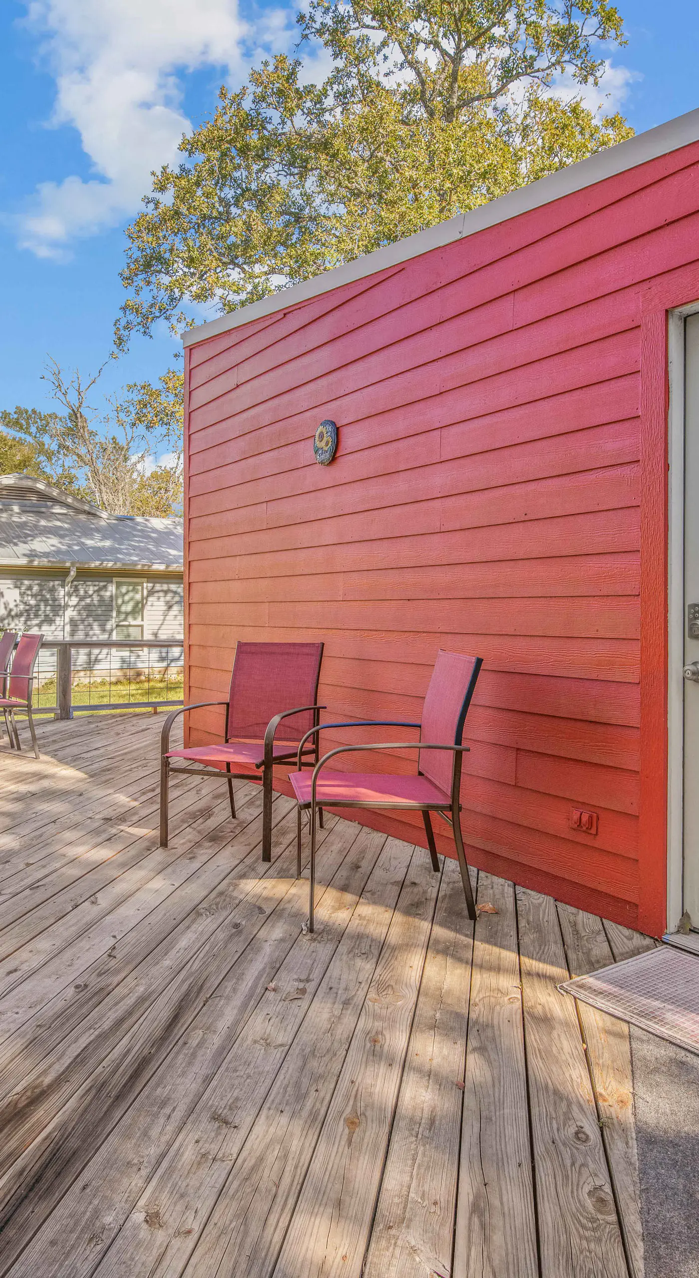 6 Mi to Kyle Field! Pet-Friendly Getaway w/ Yard