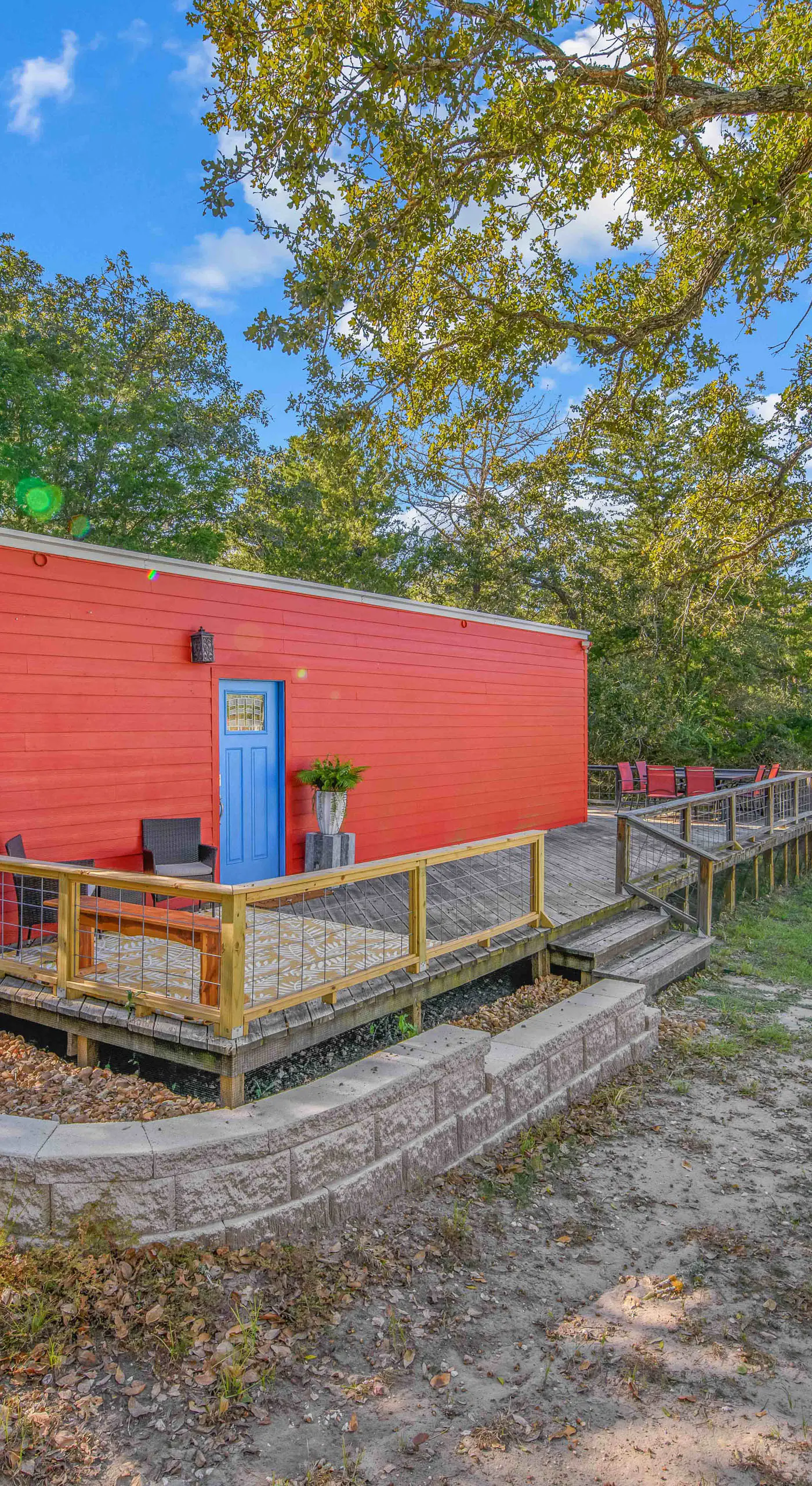 6 Mi to Kyle Field! Pet-Friendly Getaway w/ Yard