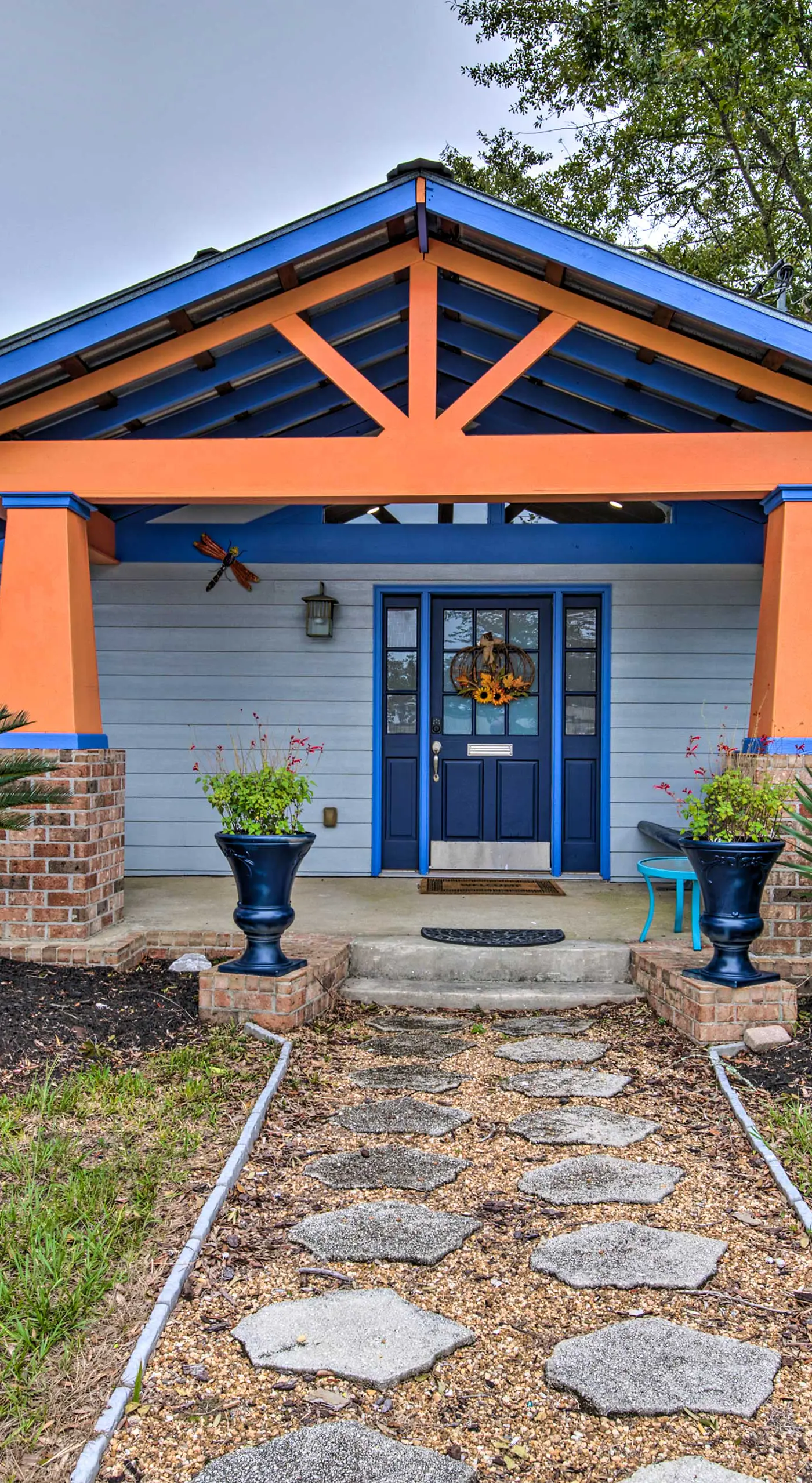 Downtown Ocean Springs Duplex w/ A/C 1 Mi to Beach