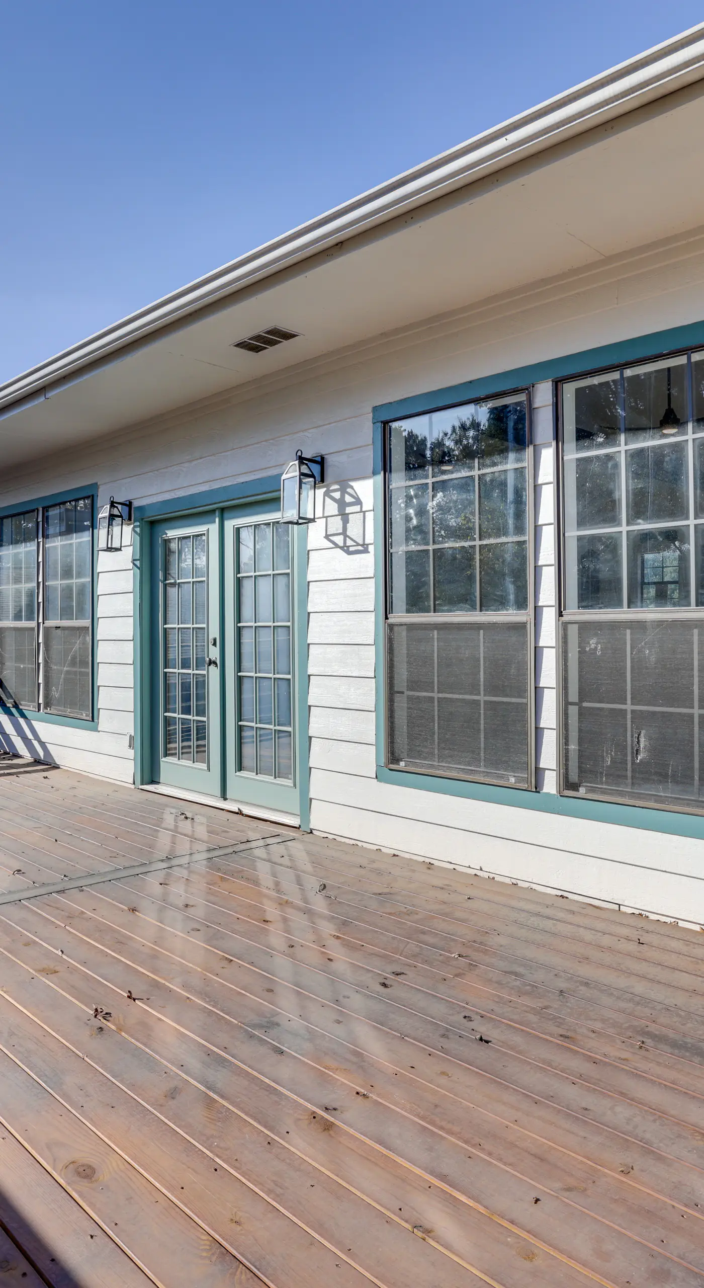 Quiet & Convenient Unit, 7 Mi to Lake Ray Hubbard!