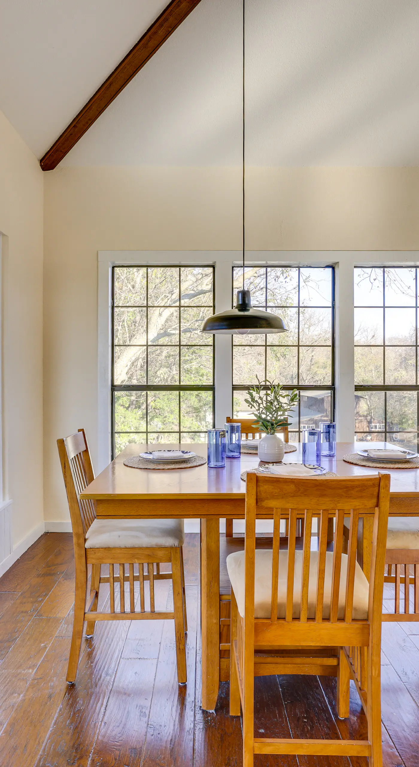 Quiet & Convenient Unit, 7 Mi to Lake Ray Hubbard!
