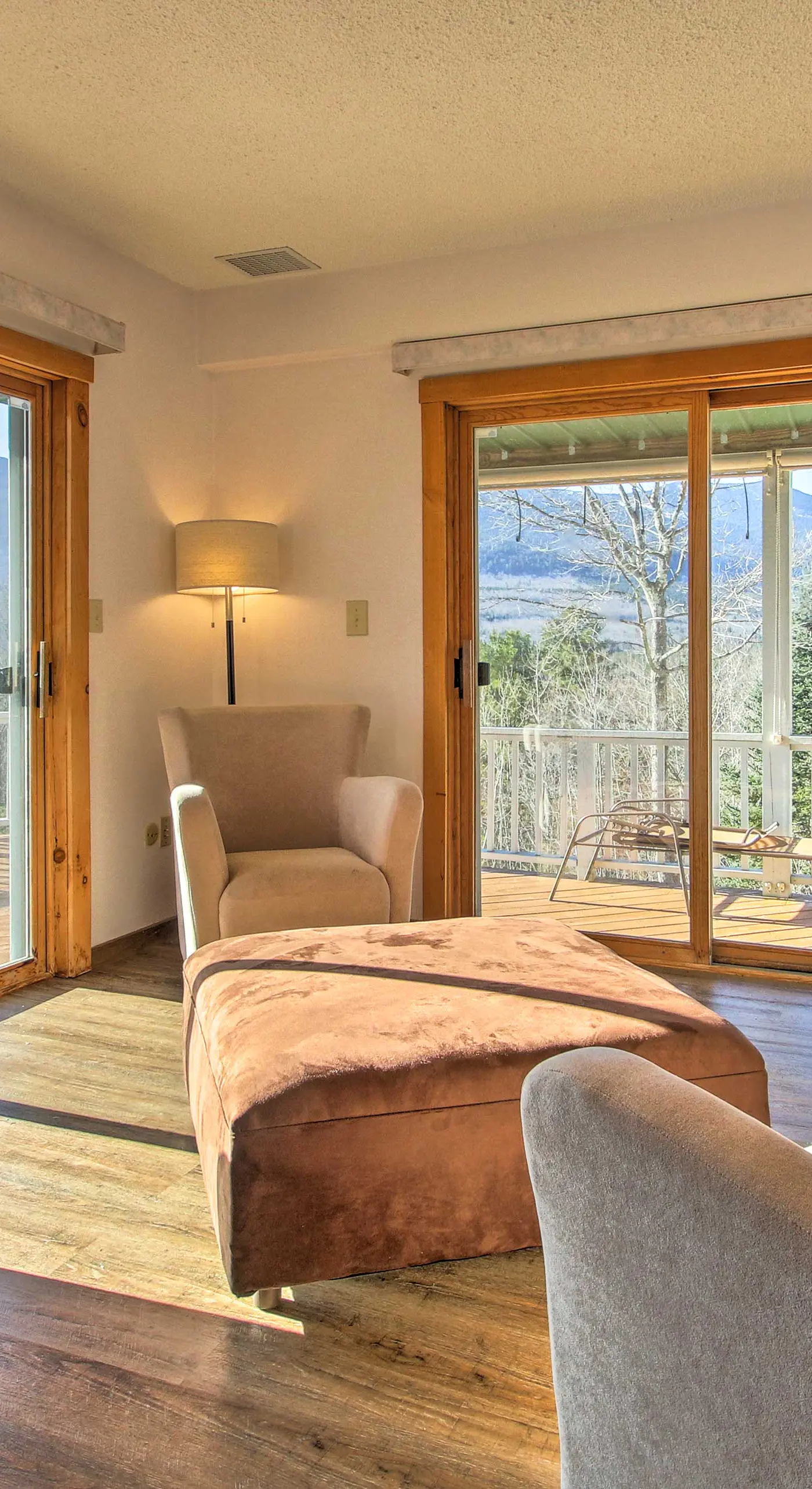 Hot Tub & Moat Mtn Views: North Conway Townhouse