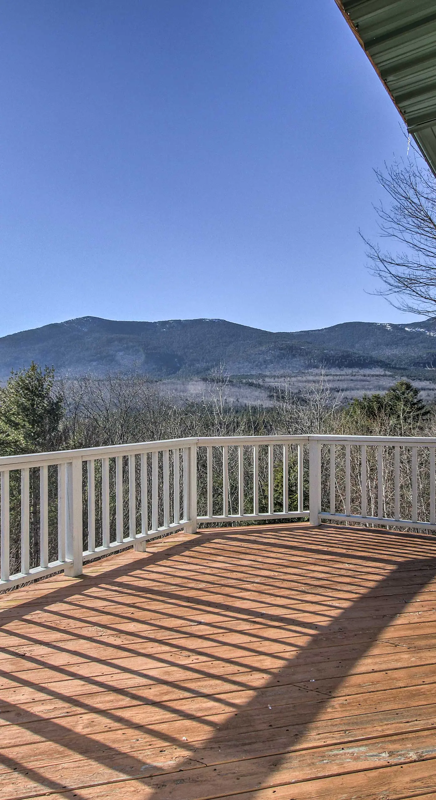Hot Tub & Moat Mtn Views: North Conway Townhouse