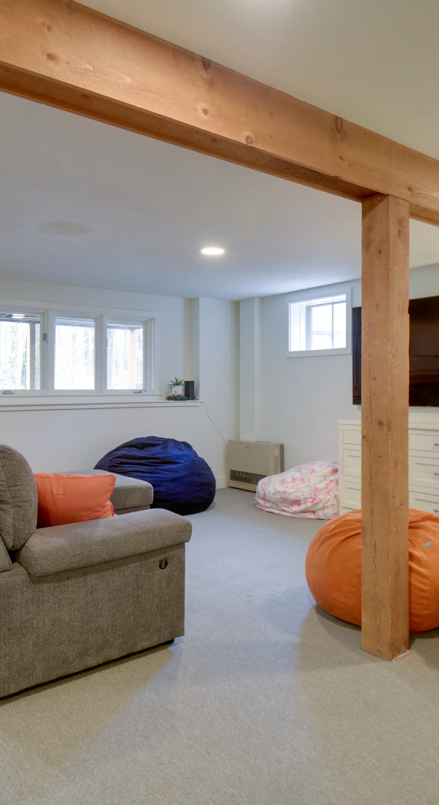 Private Hot Tub & Deck: North Conway Retreat