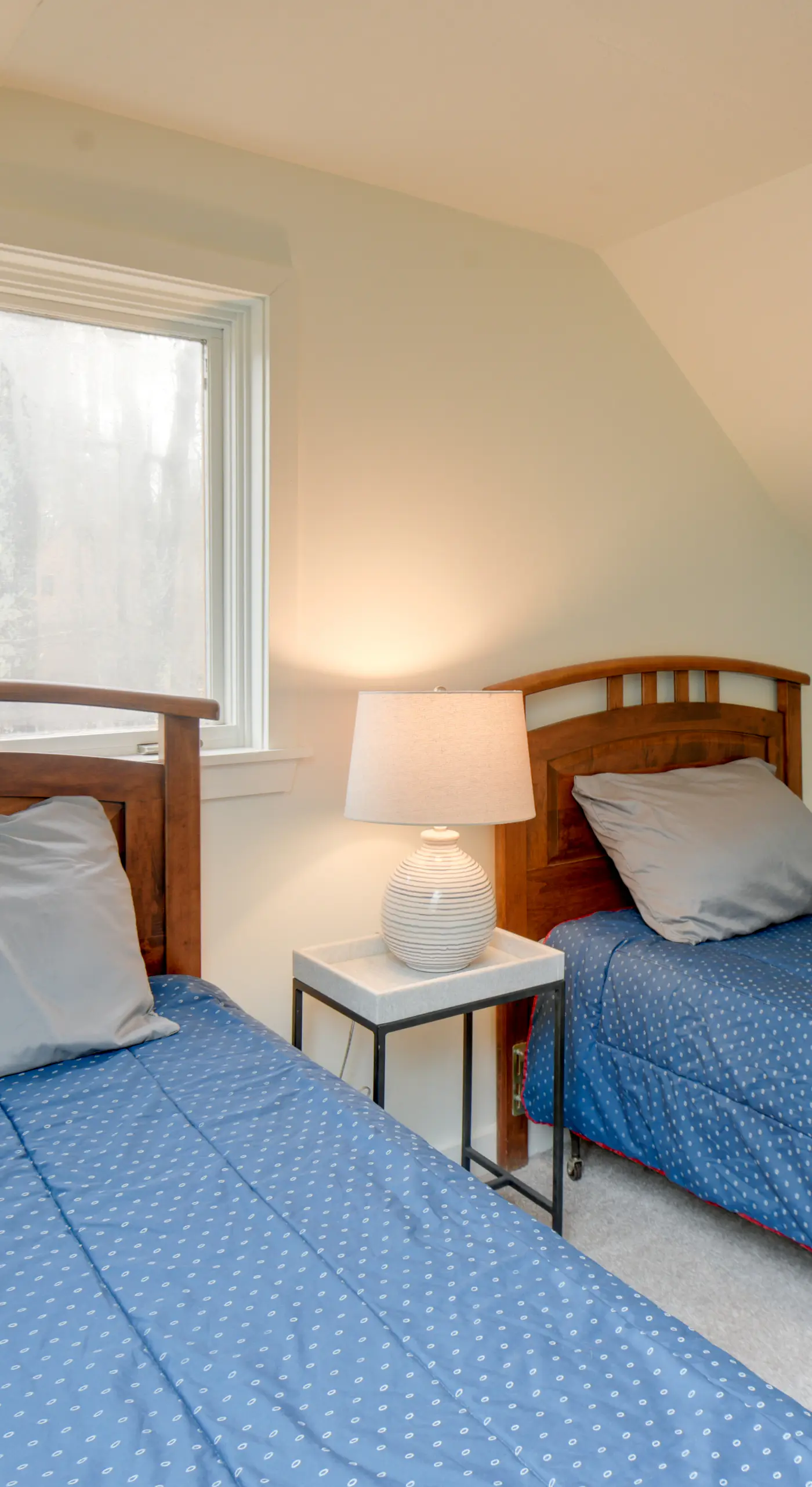 Private Hot Tub & Deck: North Conway Retreat