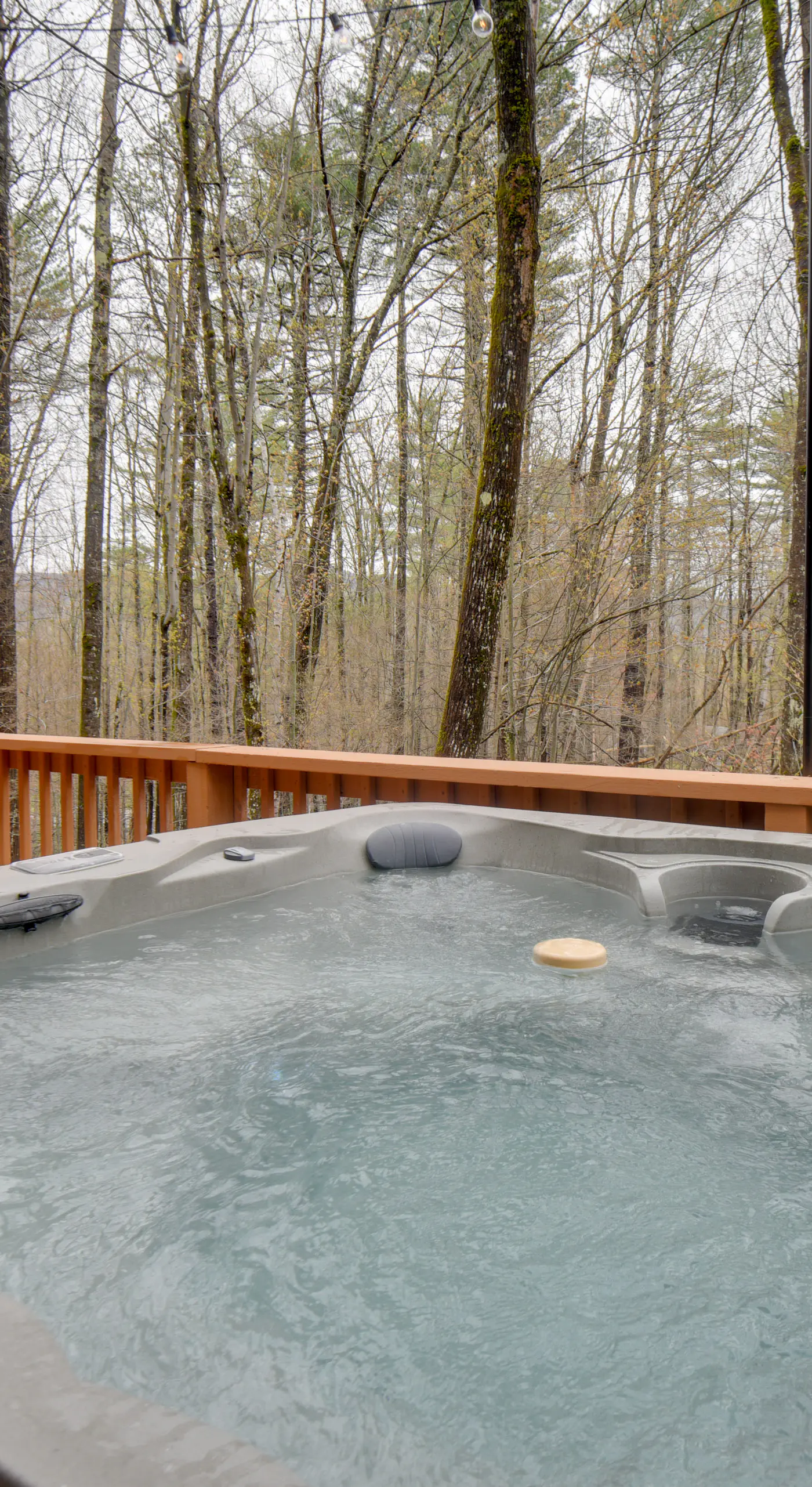 Private Hot Tub & Deck: North Conway Retreat