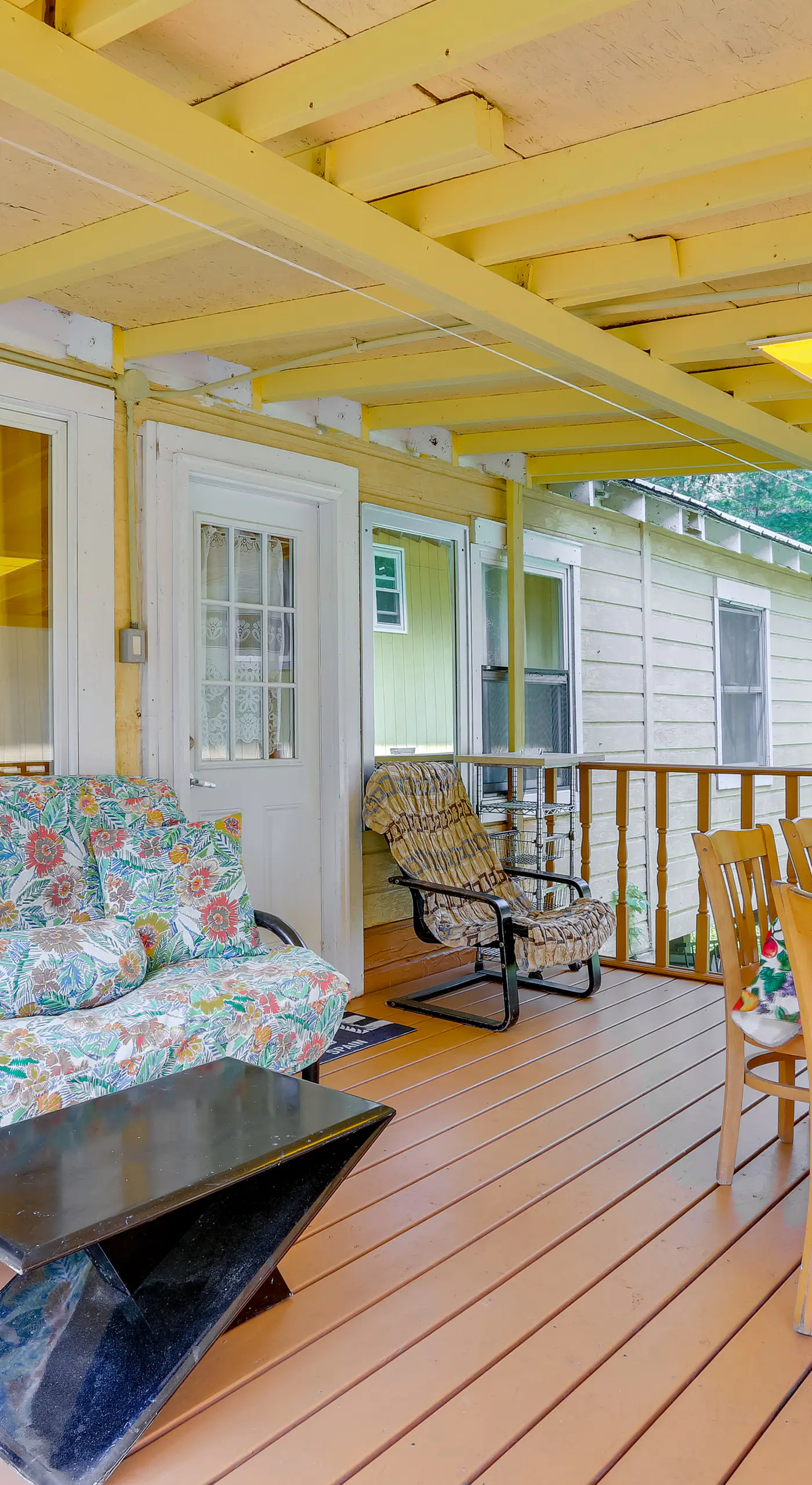 5 Mi to Swinging Bridge Reservoir: Cabin w/ Porch!