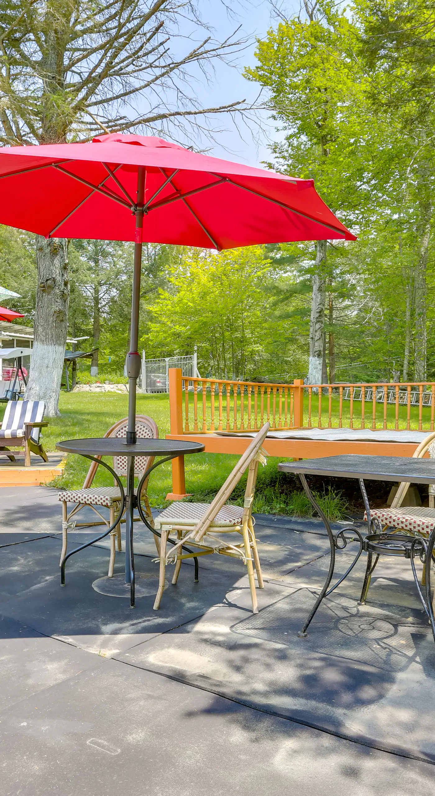 5 Mi to Swinging Bridge Reservoir: Cabin w/ Porch!