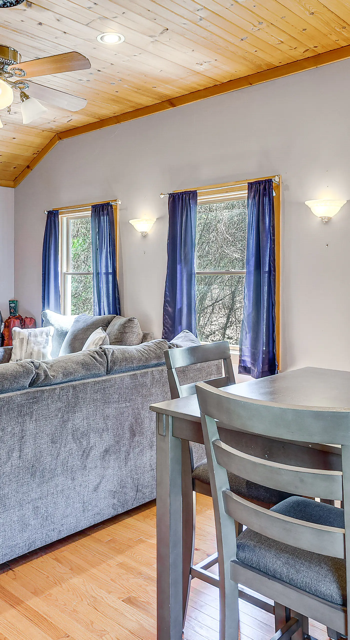 Lake, Golf & More! Getaway in Center Barnstead