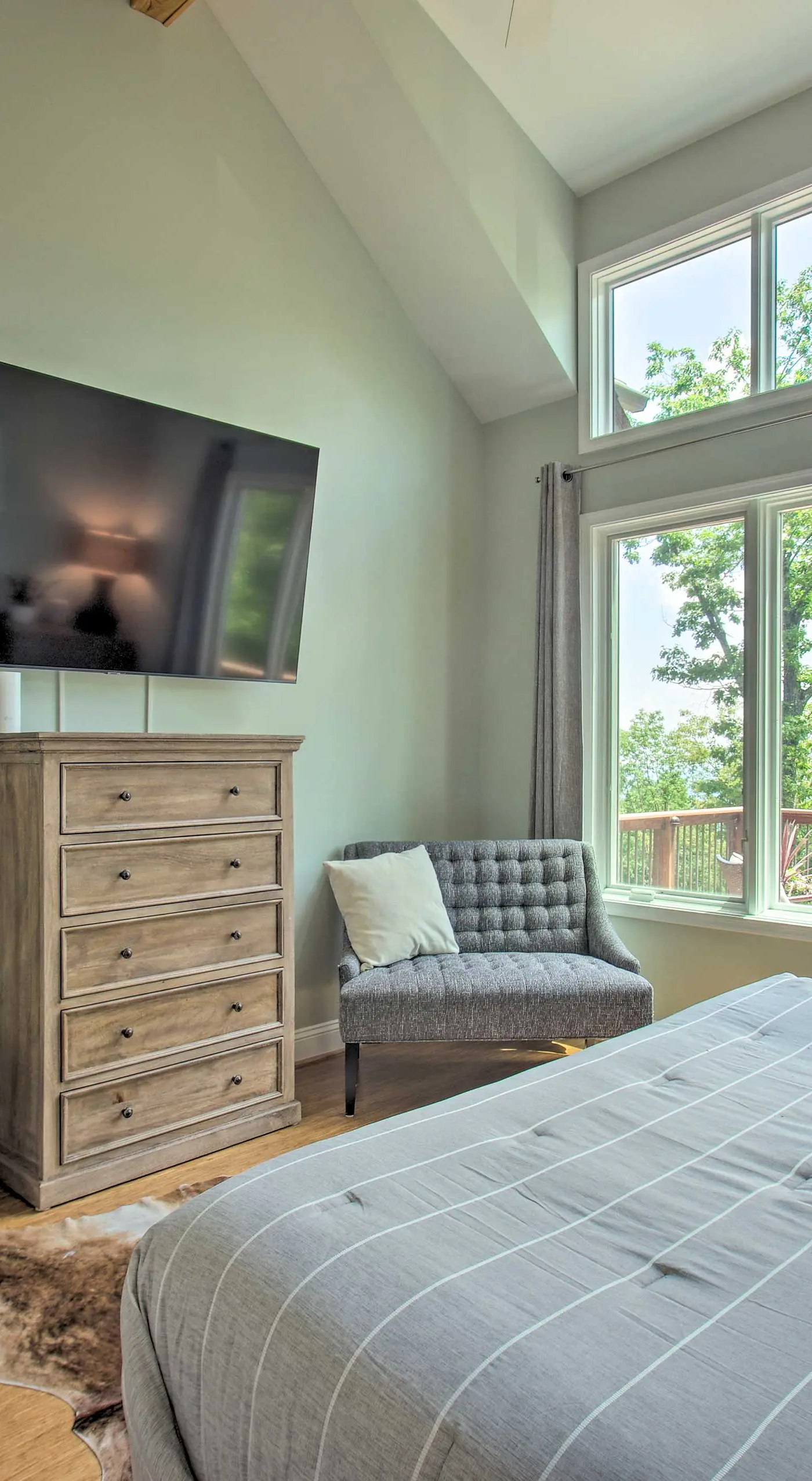Grand Chalet w/ Hot Tub -  Near Wintergreen Resort