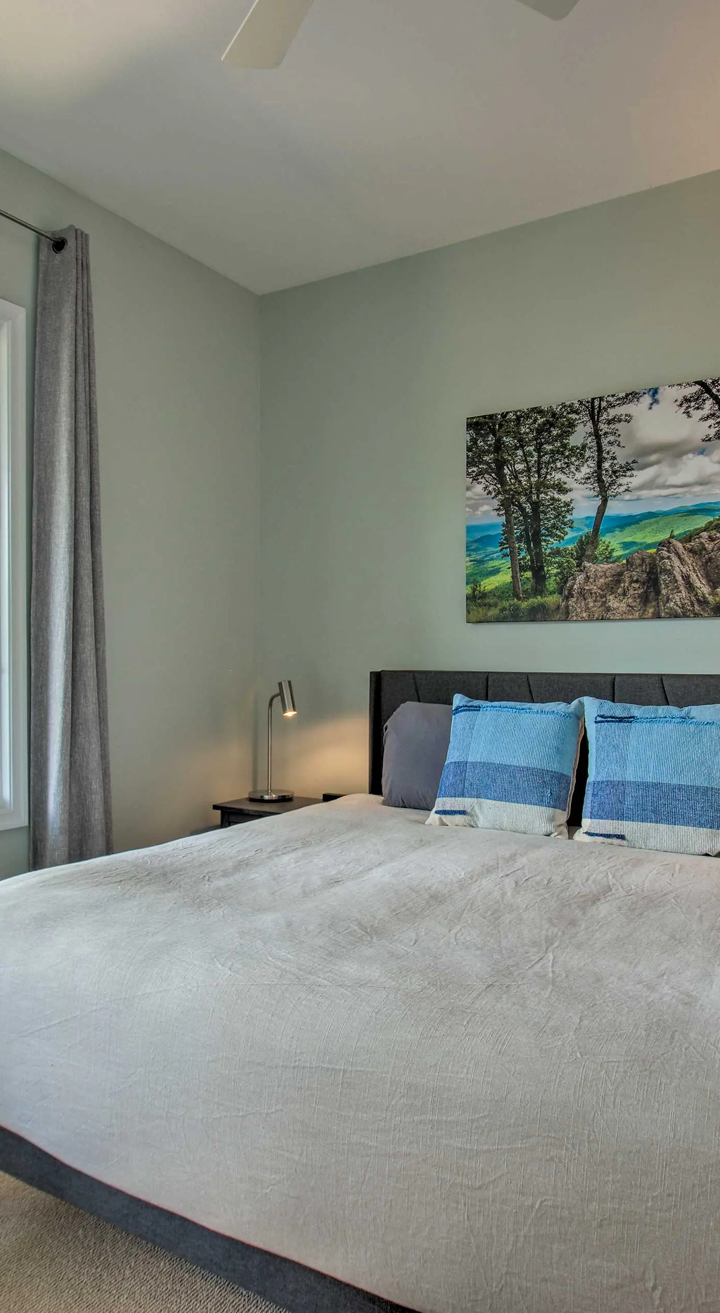 Grand Chalet w/ Hot Tub -  Near Wintergreen Resort