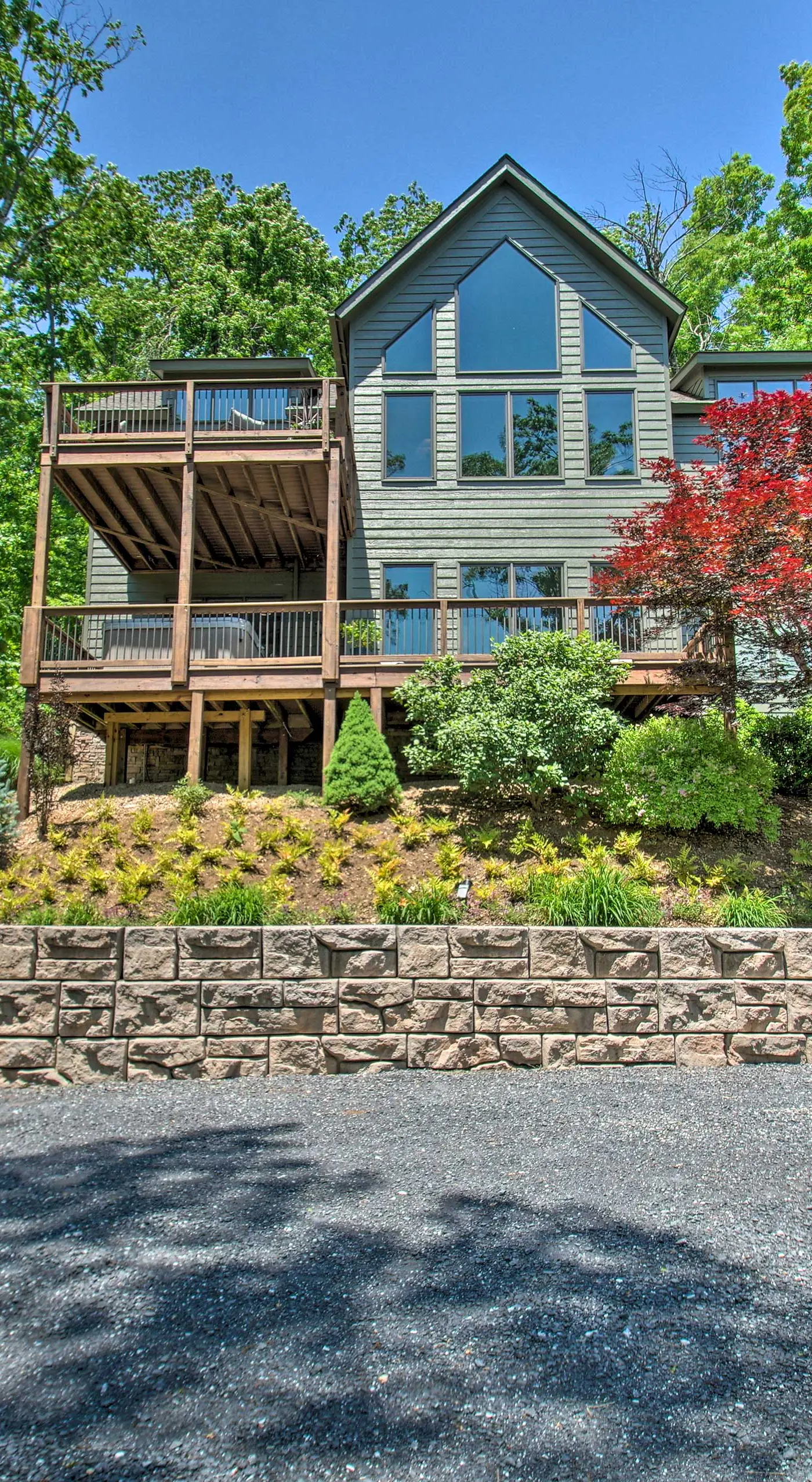 Grand Chalet w/ Hot Tub -  Near Wintergreen Resort