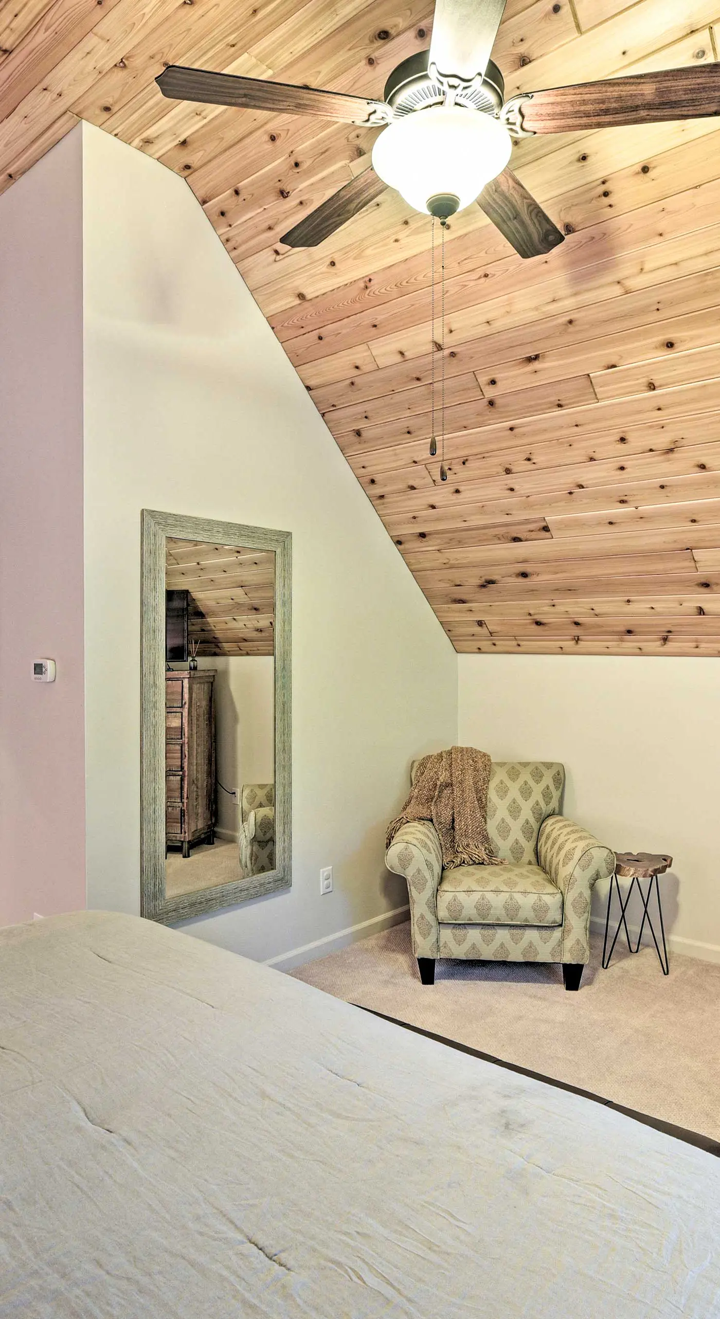 1 Mi to Slopes & Dining: Spacious Ski Getaway!