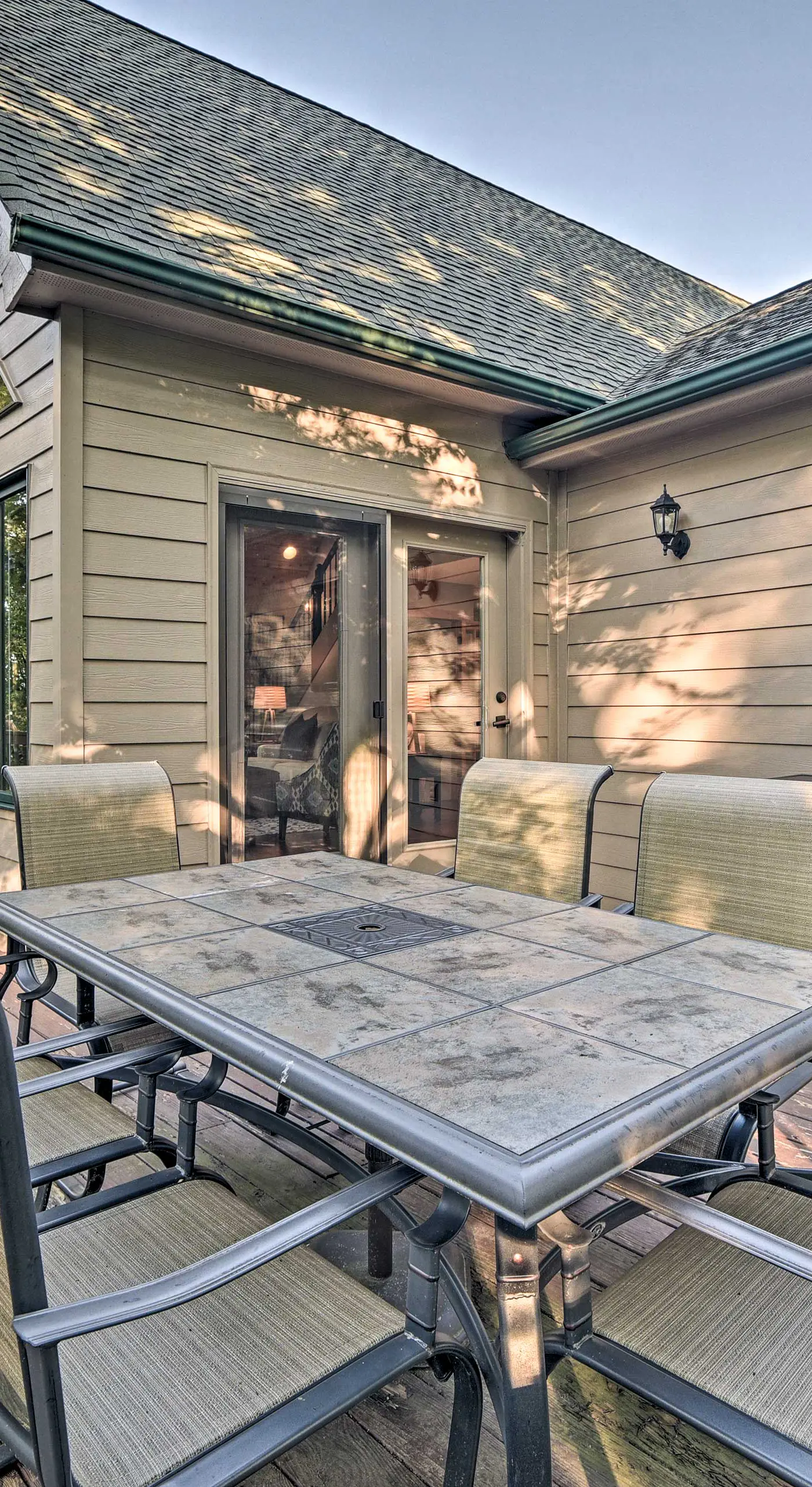 1 Mi to Slopes & Dining: Spacious Ski Getaway!