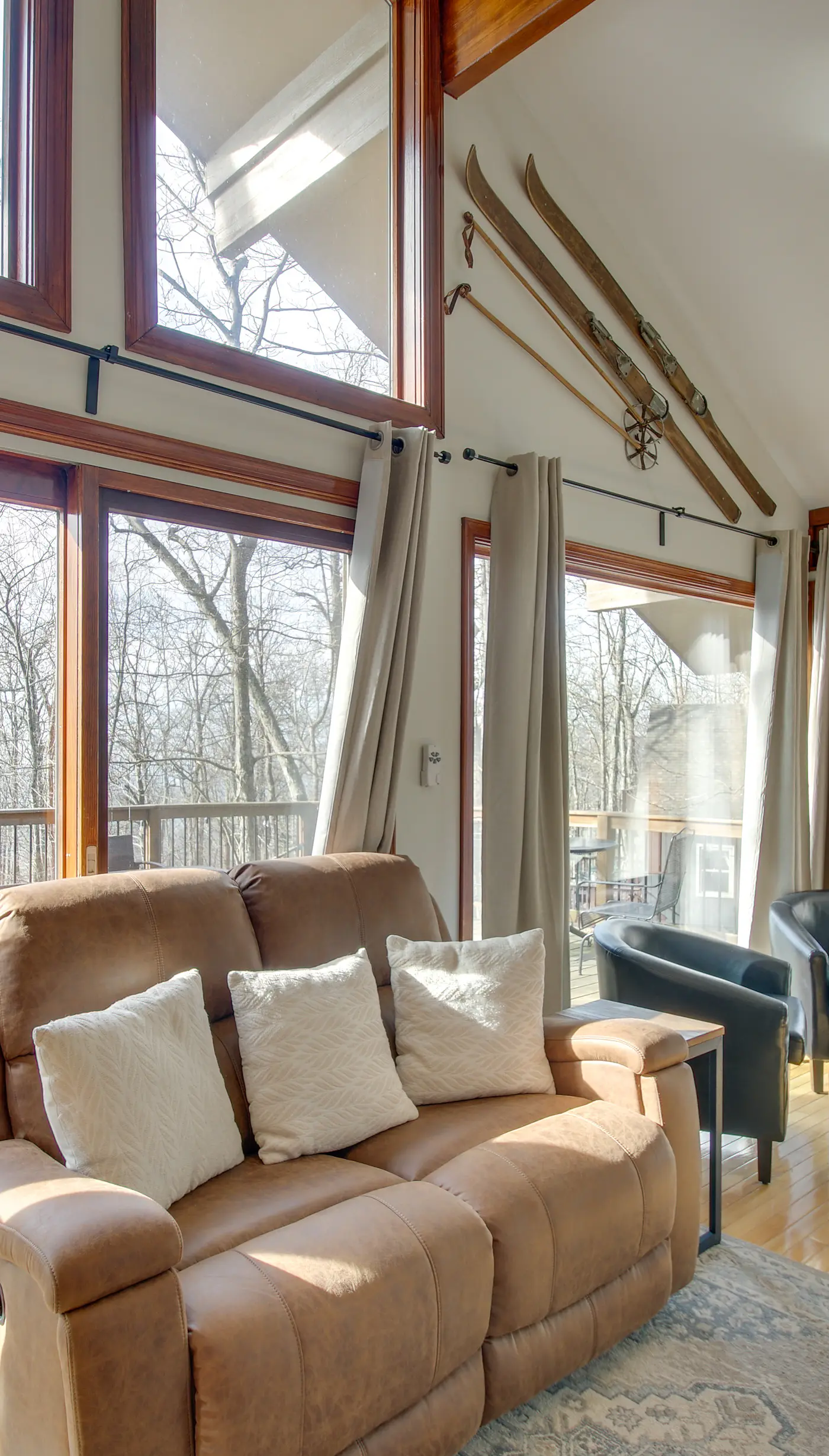 Cozy 'Hillside Hideaway' in Wintergreen Resort!