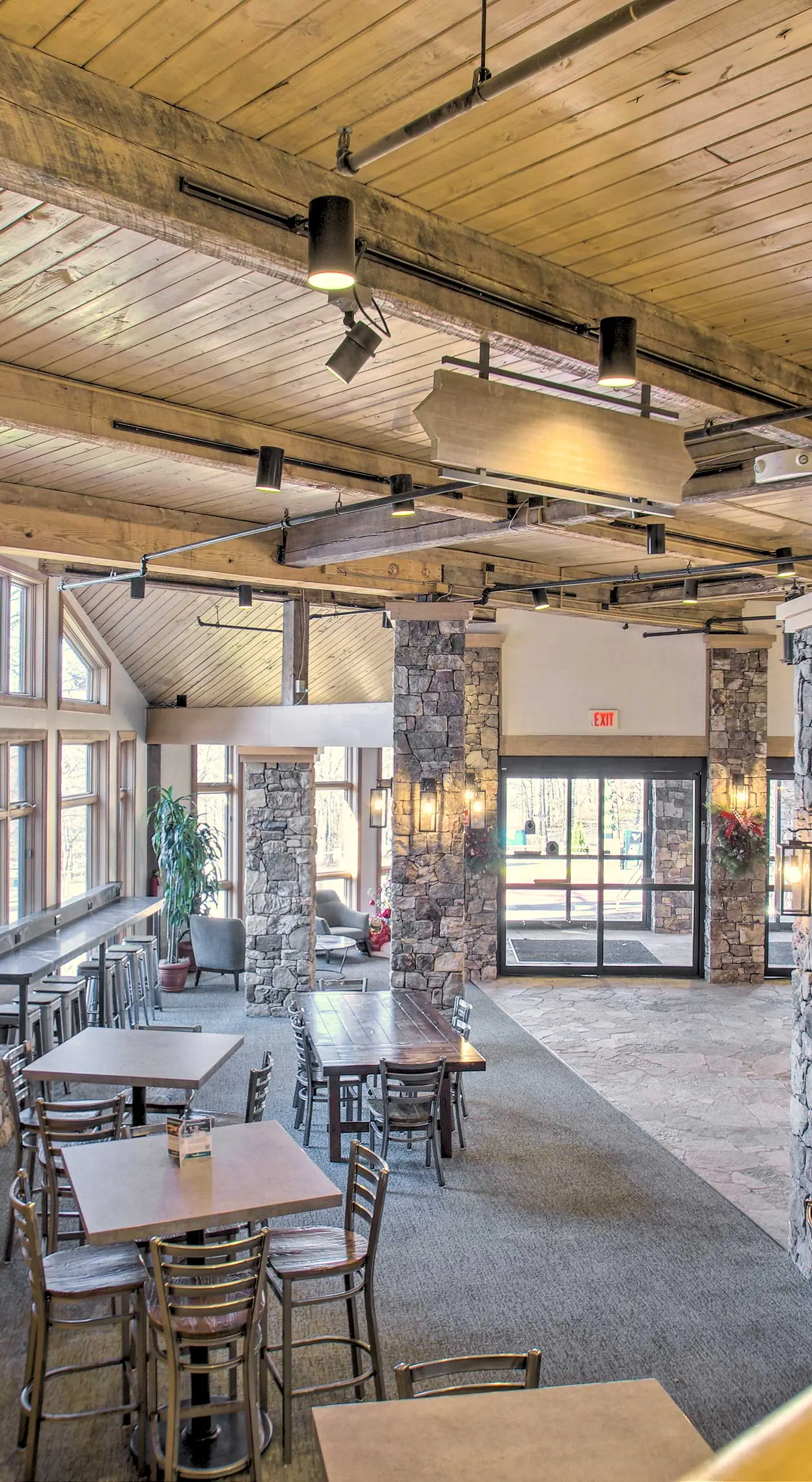 Snug Wintergreen Resort Studio: Ski In & Out!
