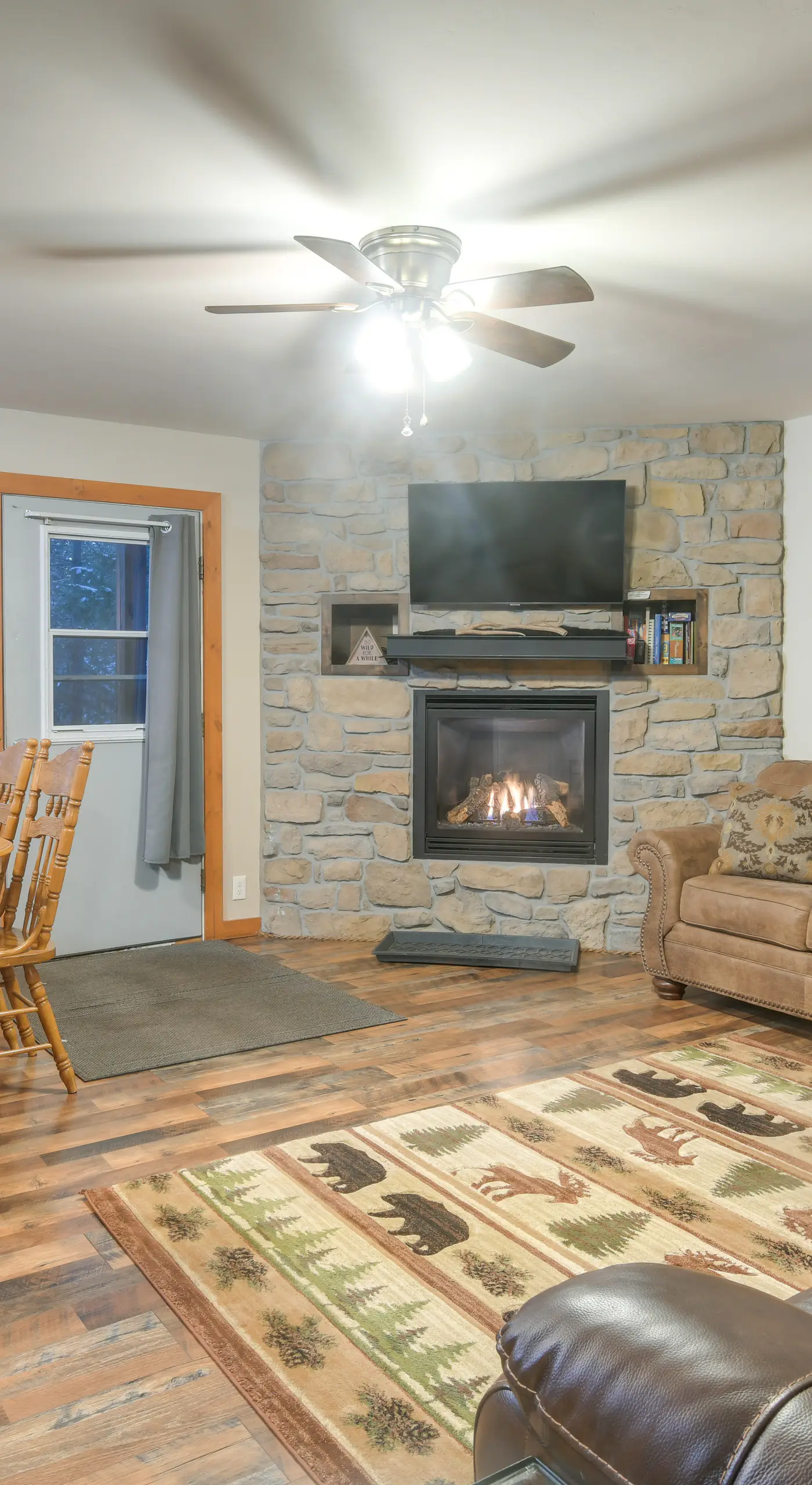 Family Cabin w/ Fire Pit - 25 Miles to Yellowstone